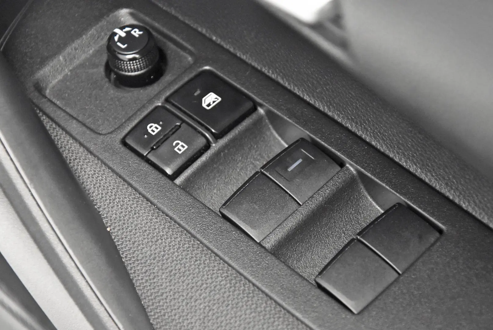 2024 Toyota Corolla Gallery Image 10