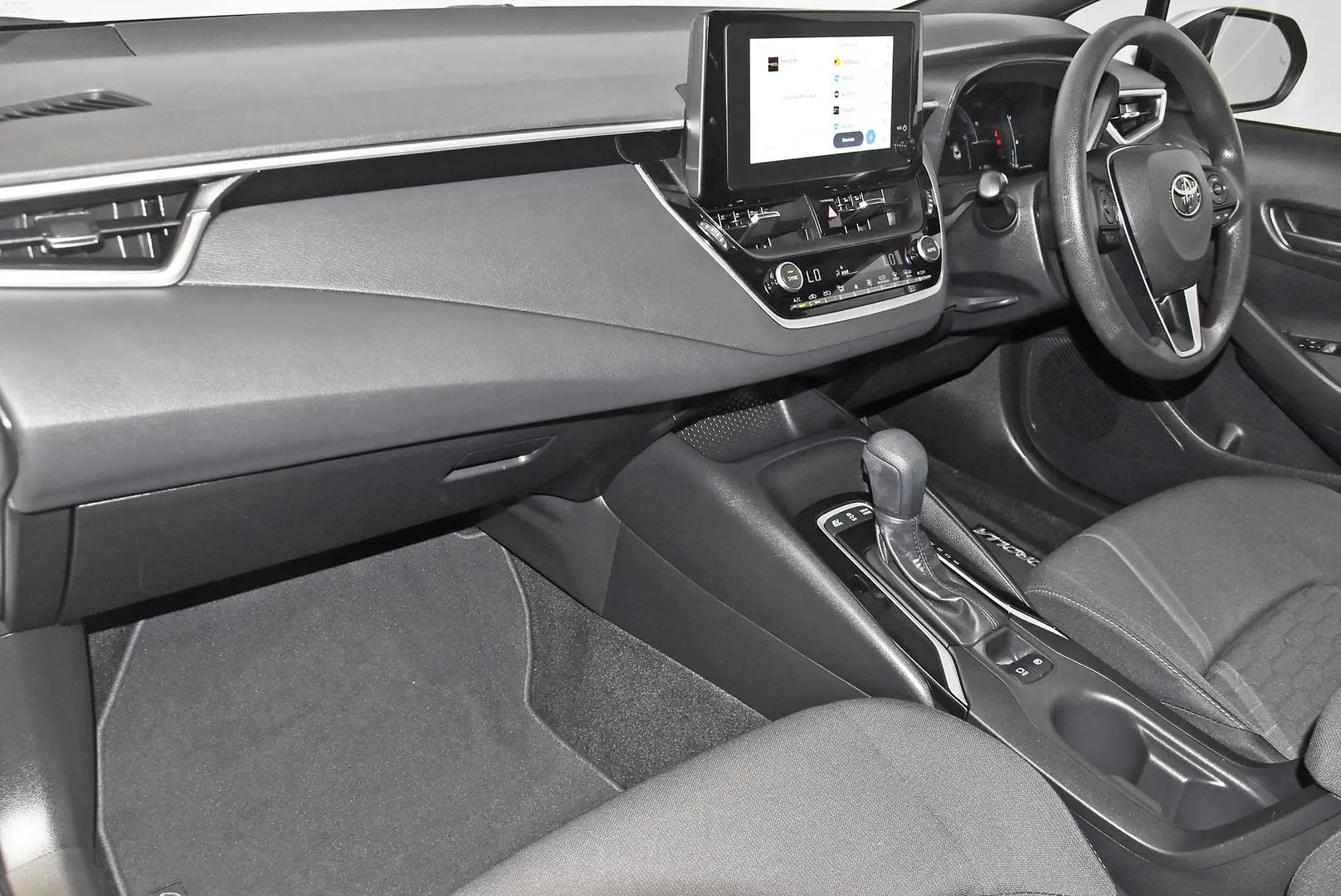 2025 Toyota Corolla Gallery Image 17