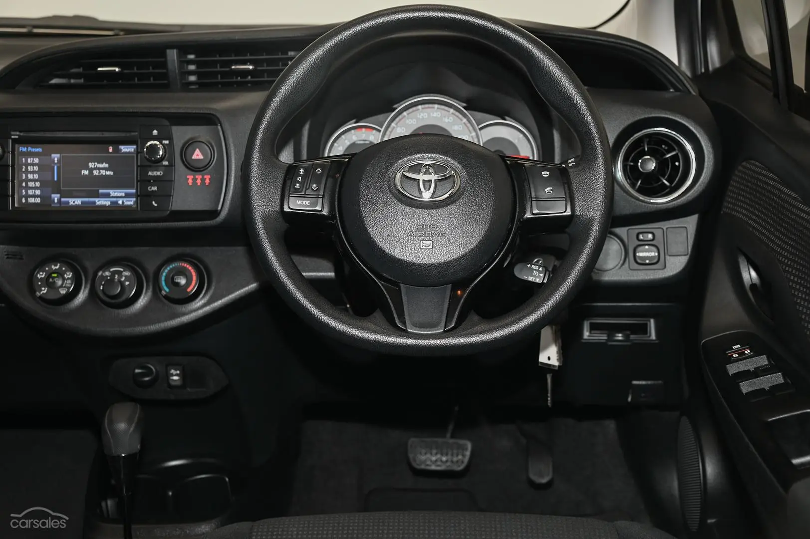 2019 Toyota Yaris Image 14