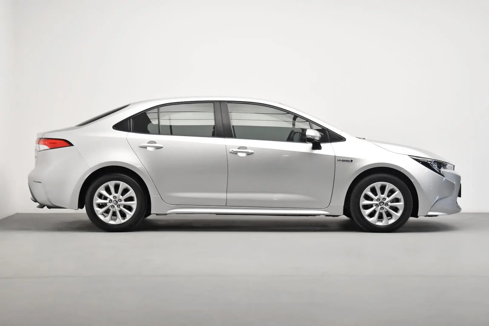2021 Toyota Corolla Gallery Image 3