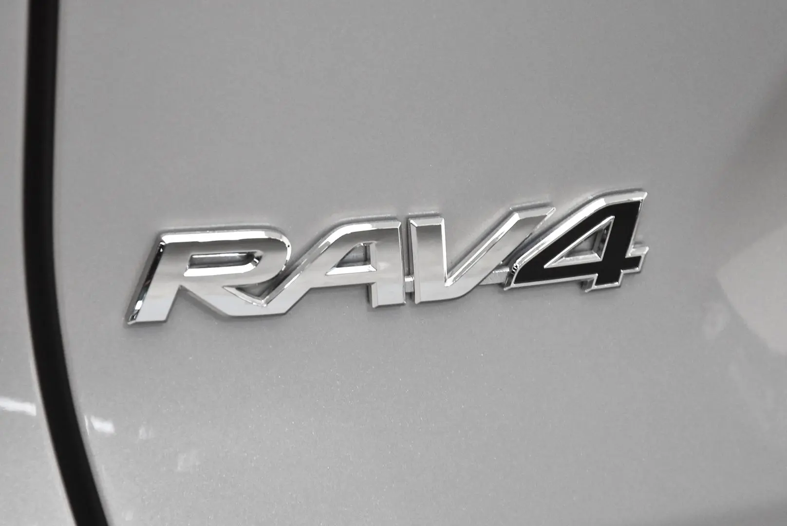 2024 Toyota RAV4 Gallery Image 7