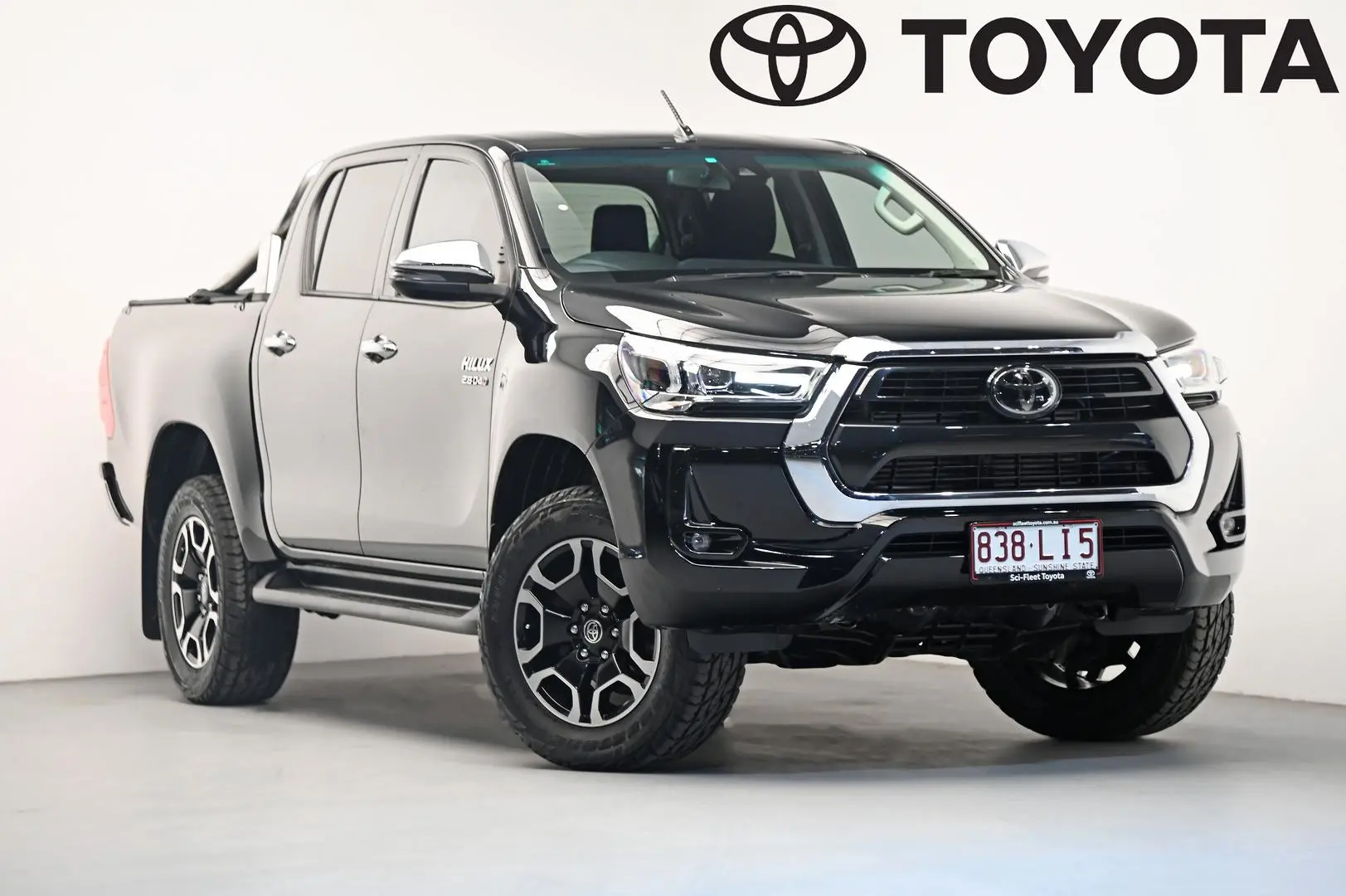 2021 Toyota Hilux Gallery Image 1