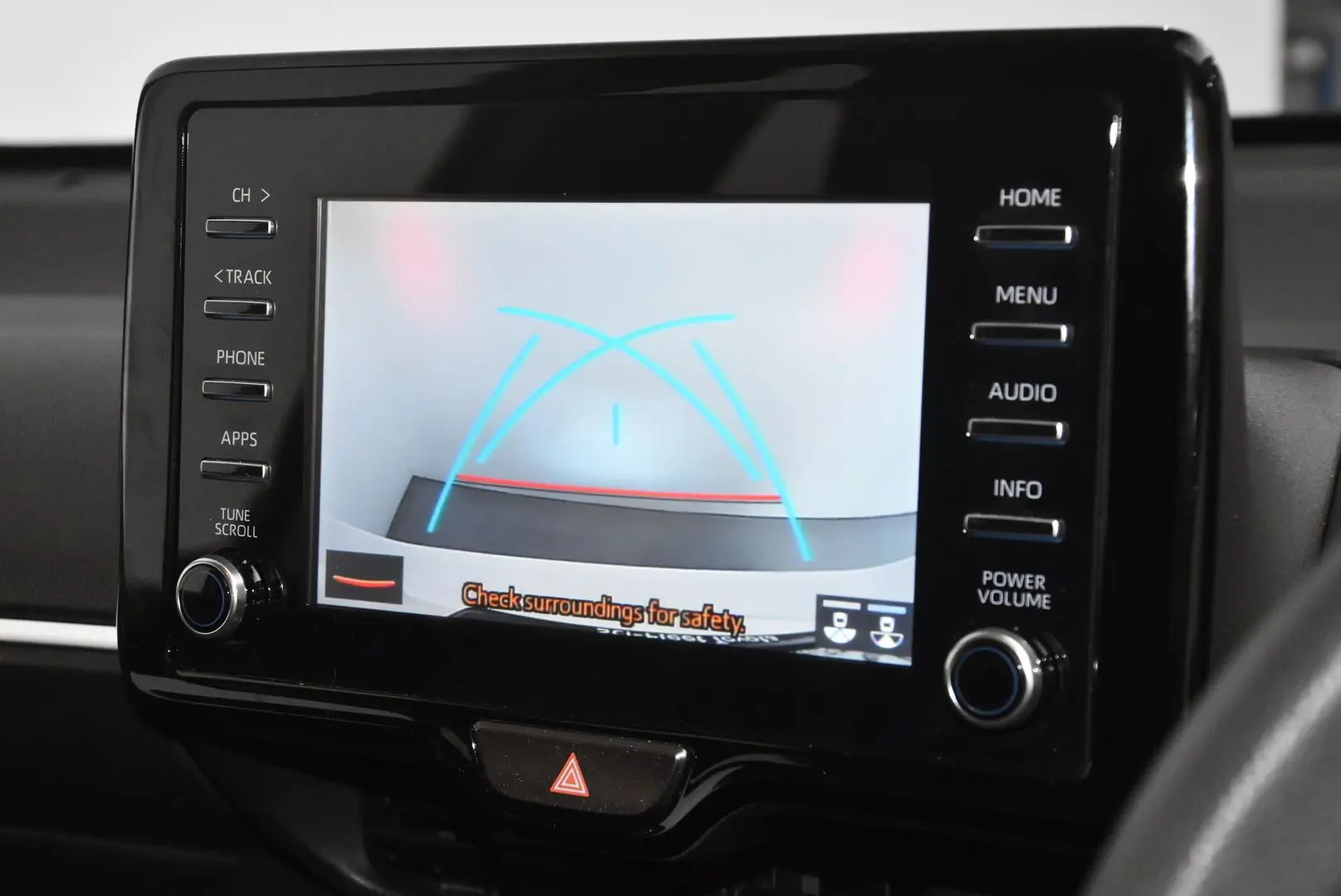 2022 Toyota Yaris Gallery Image 12