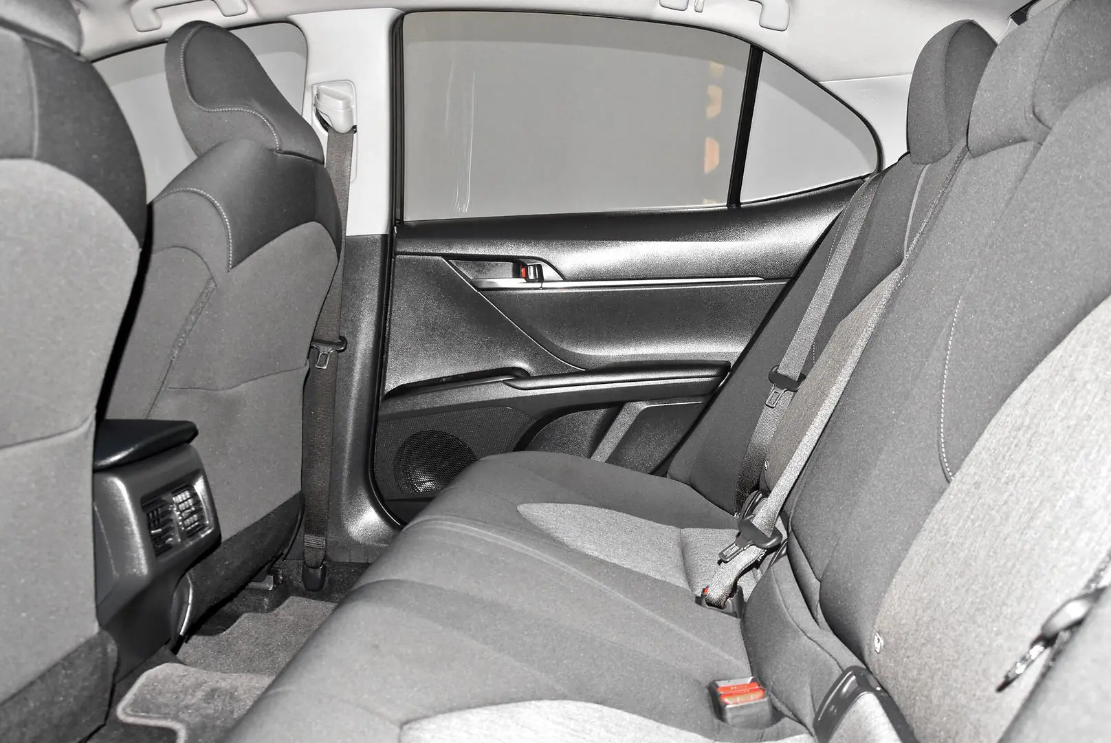 2021 Toyota Camry Gallery Image 18