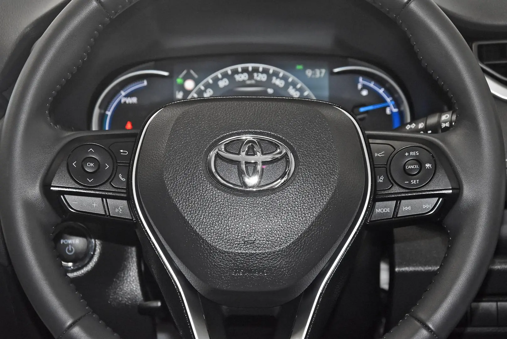 2024 Toyota RAV4 Gallery Image 16