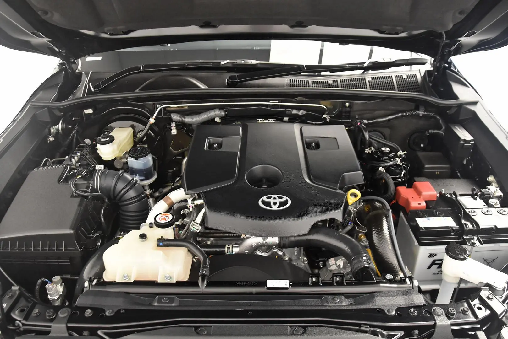 2025 Toyota Hilux Gallery Image 21