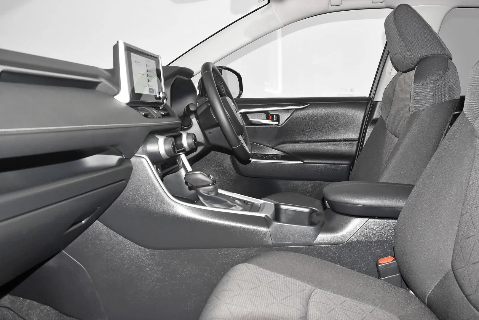 2025 Toyota RAV4 Gallery Image 18