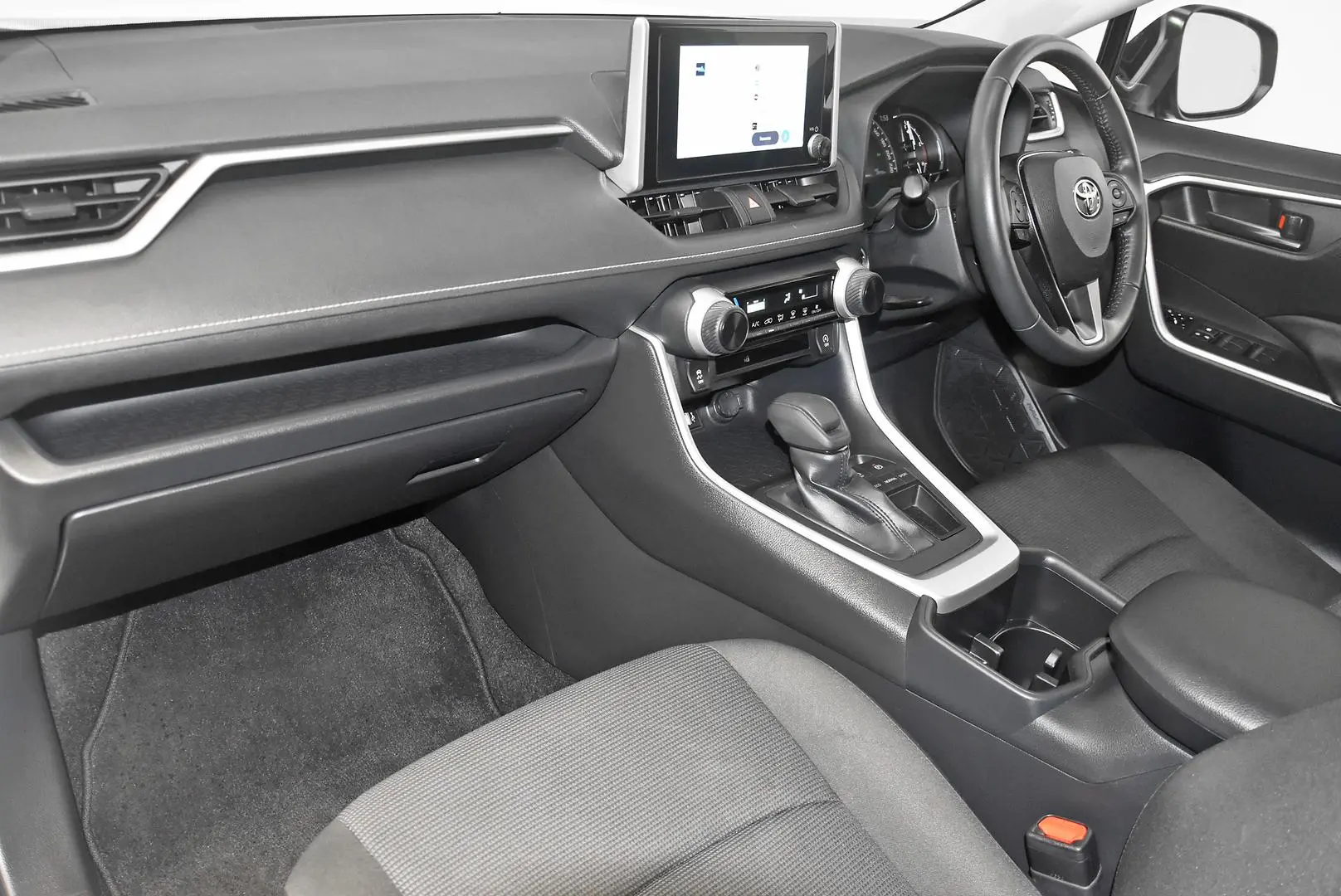 2024 Toyota RAV4 Gallery Image 16