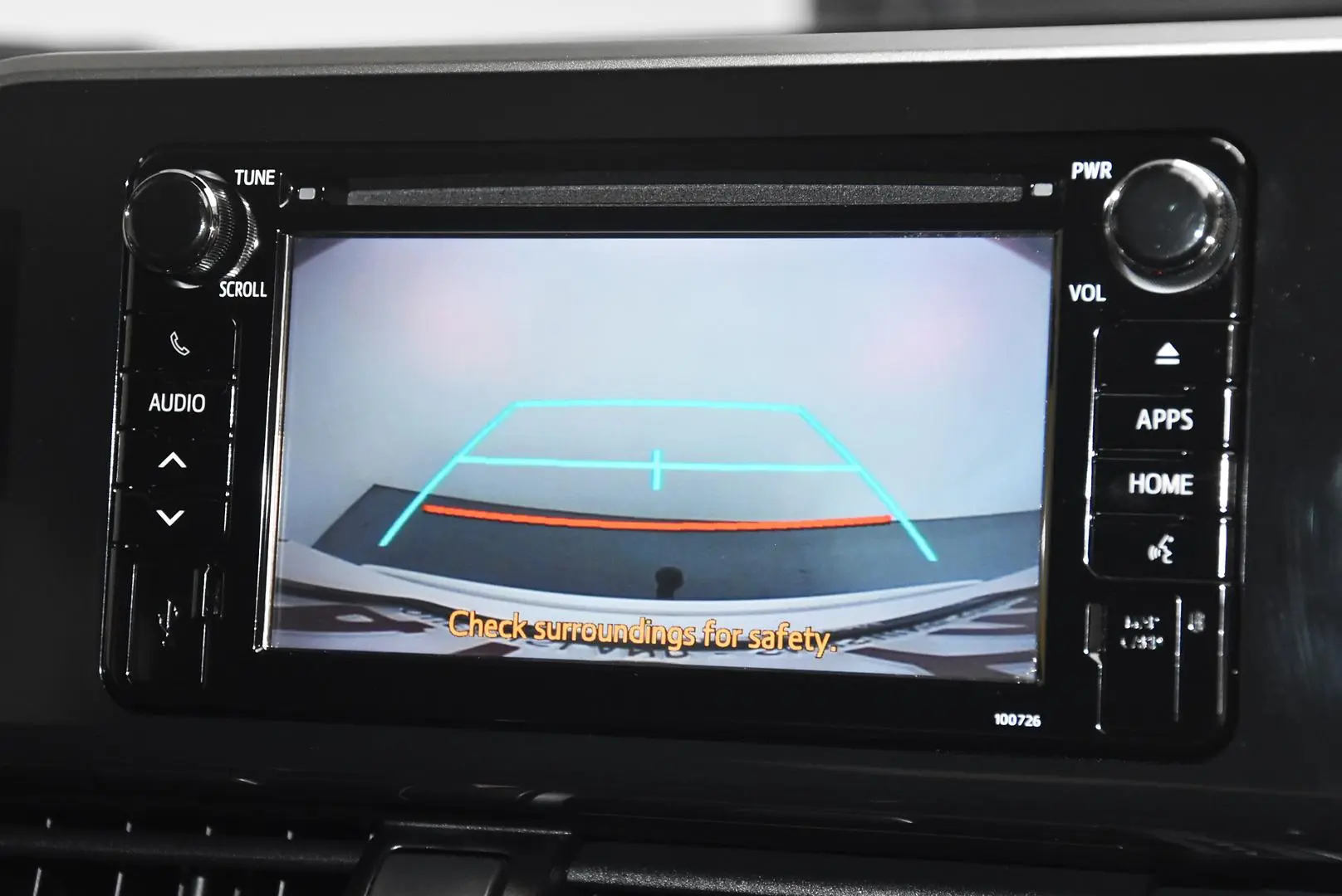 2018 Toyota C-HR Gallery Image 13