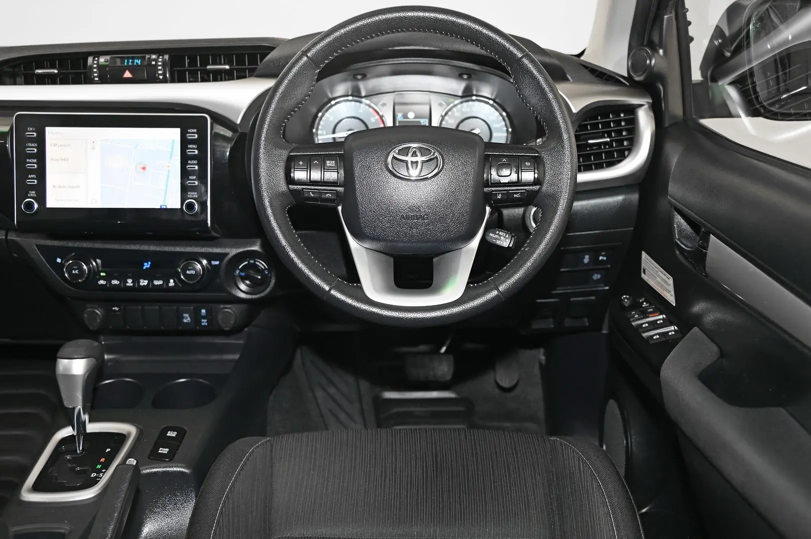 2021 Toyota Hilux Image 14