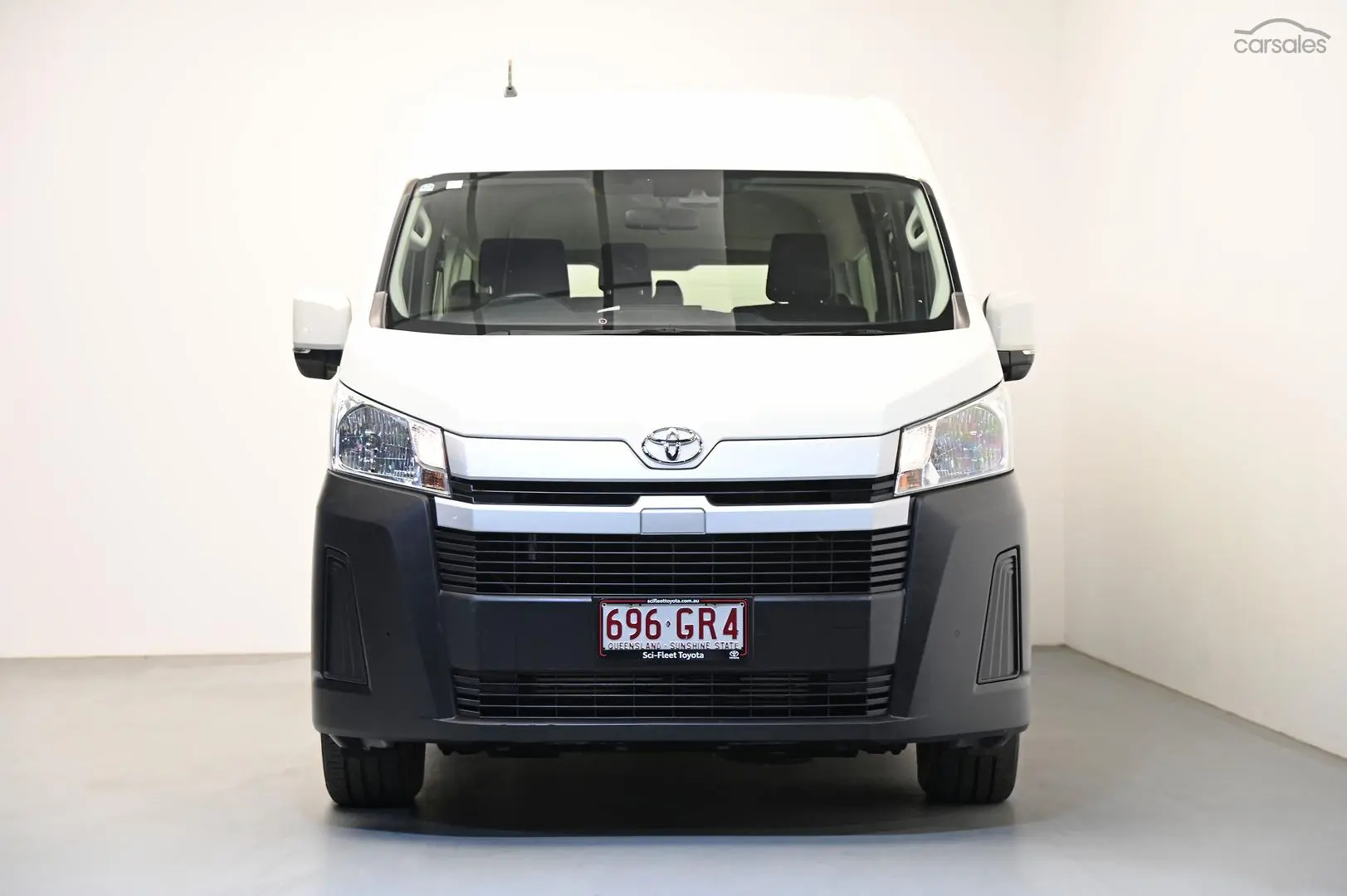 2020 Toyota Hiace Image 2