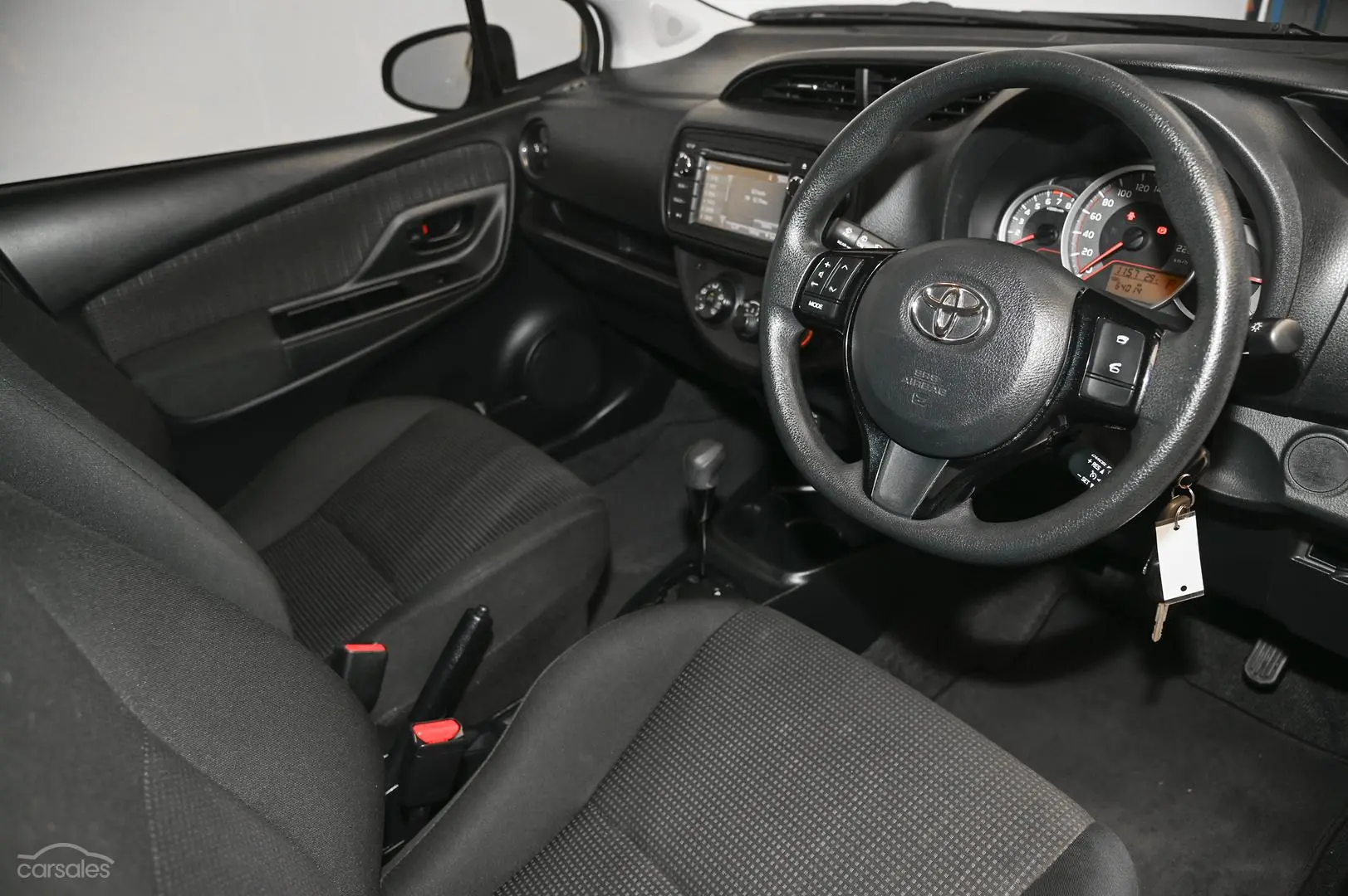 2019 Toyota Yaris Image 8