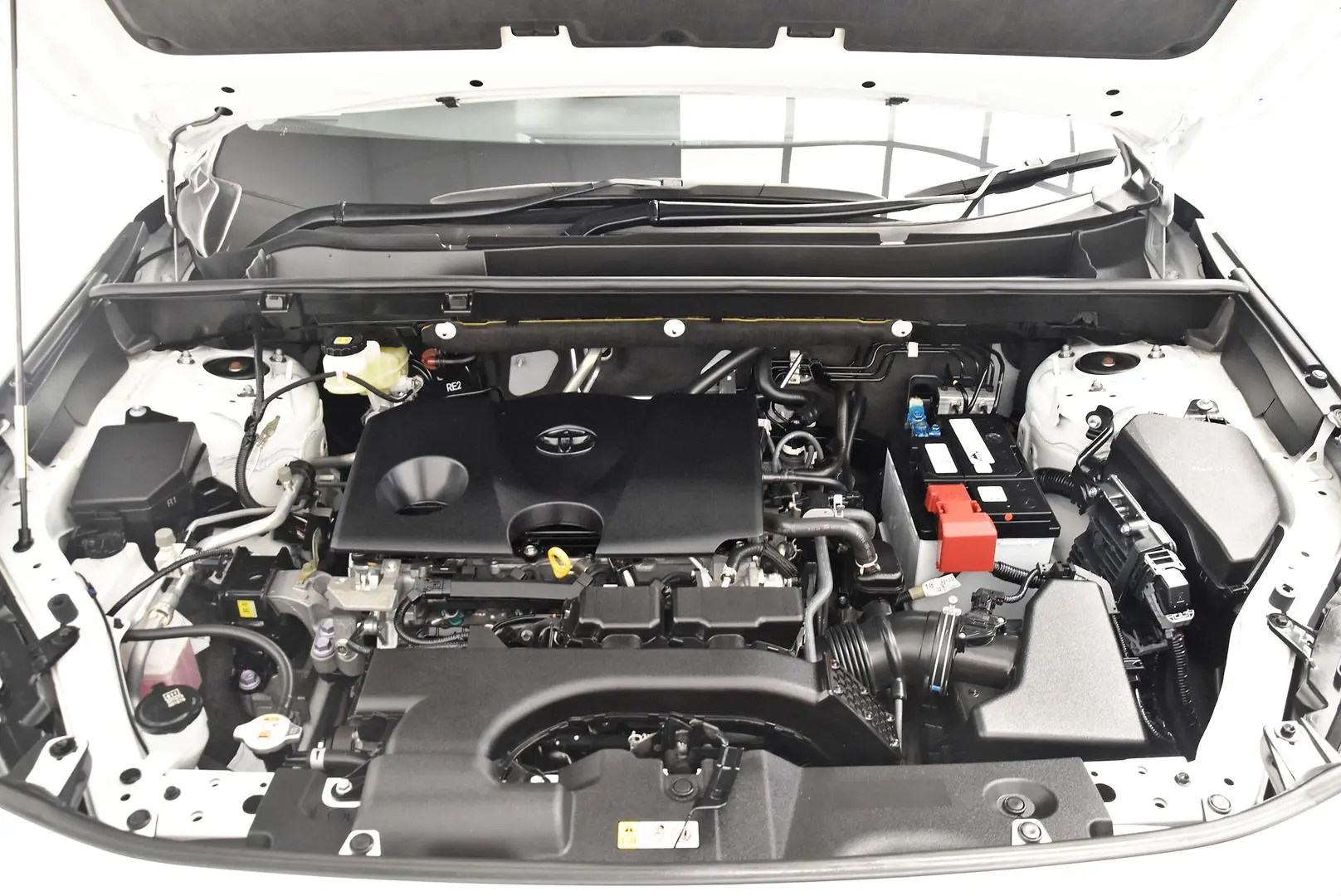 2019 Toyota RAV4 Gallery Image 21