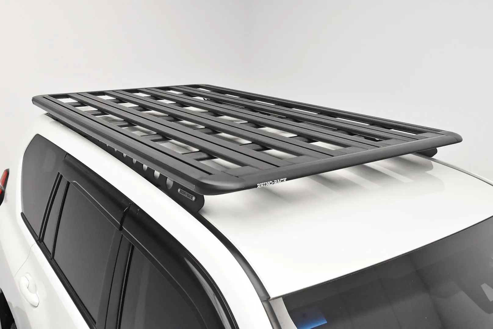 2021 Toyota Landcruiser Prado Gallery Image 18