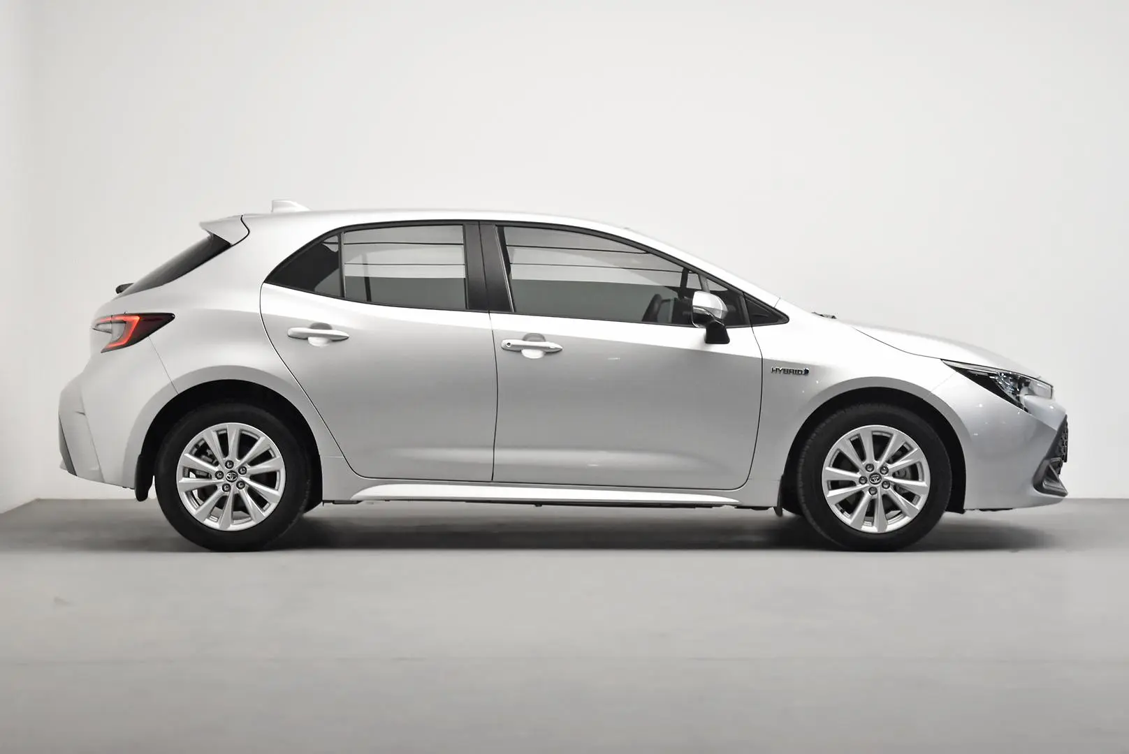 2024 Toyota Corolla Gallery Image 3