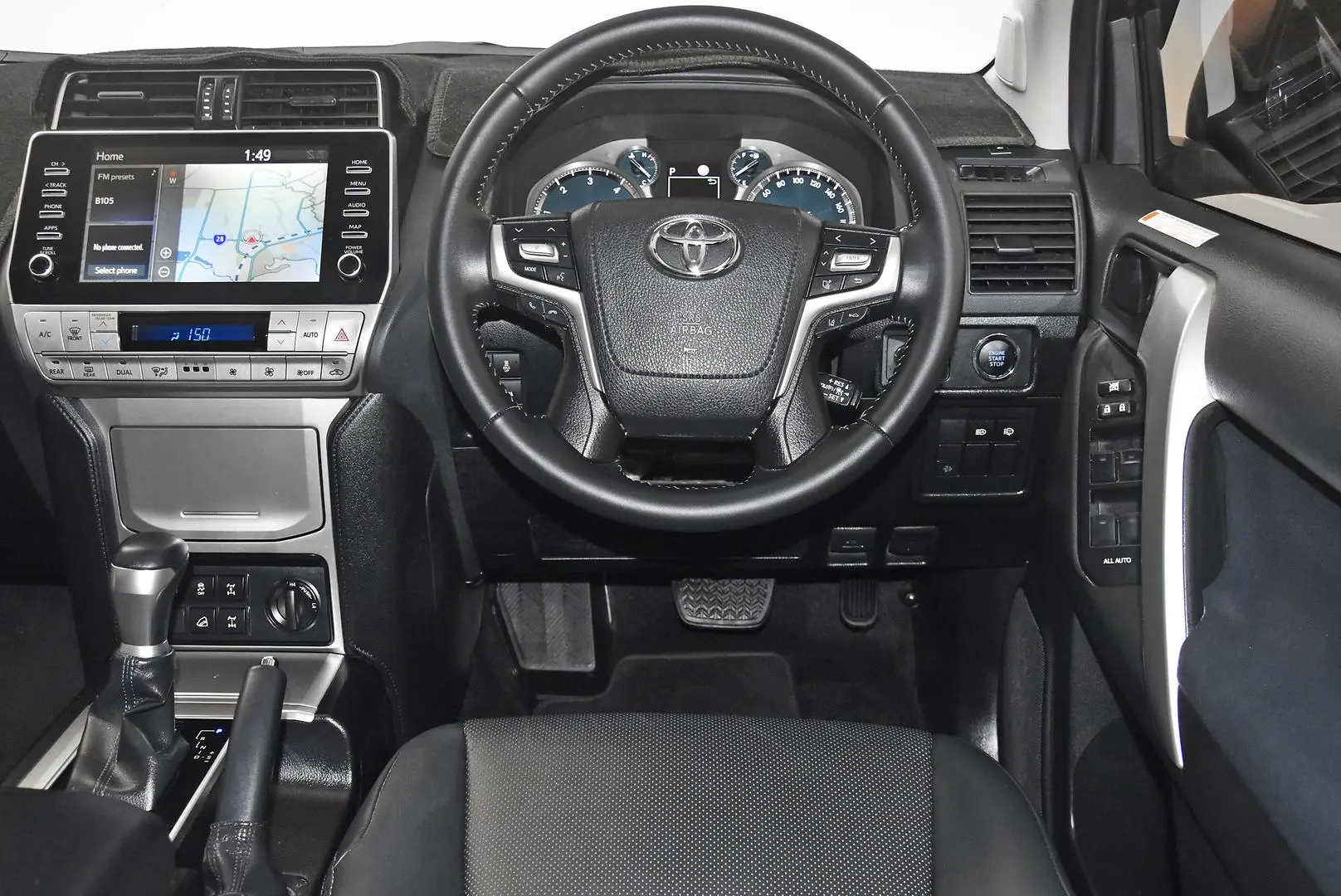 2022 Toyota Landcruiser Prado Gallery Image 13
