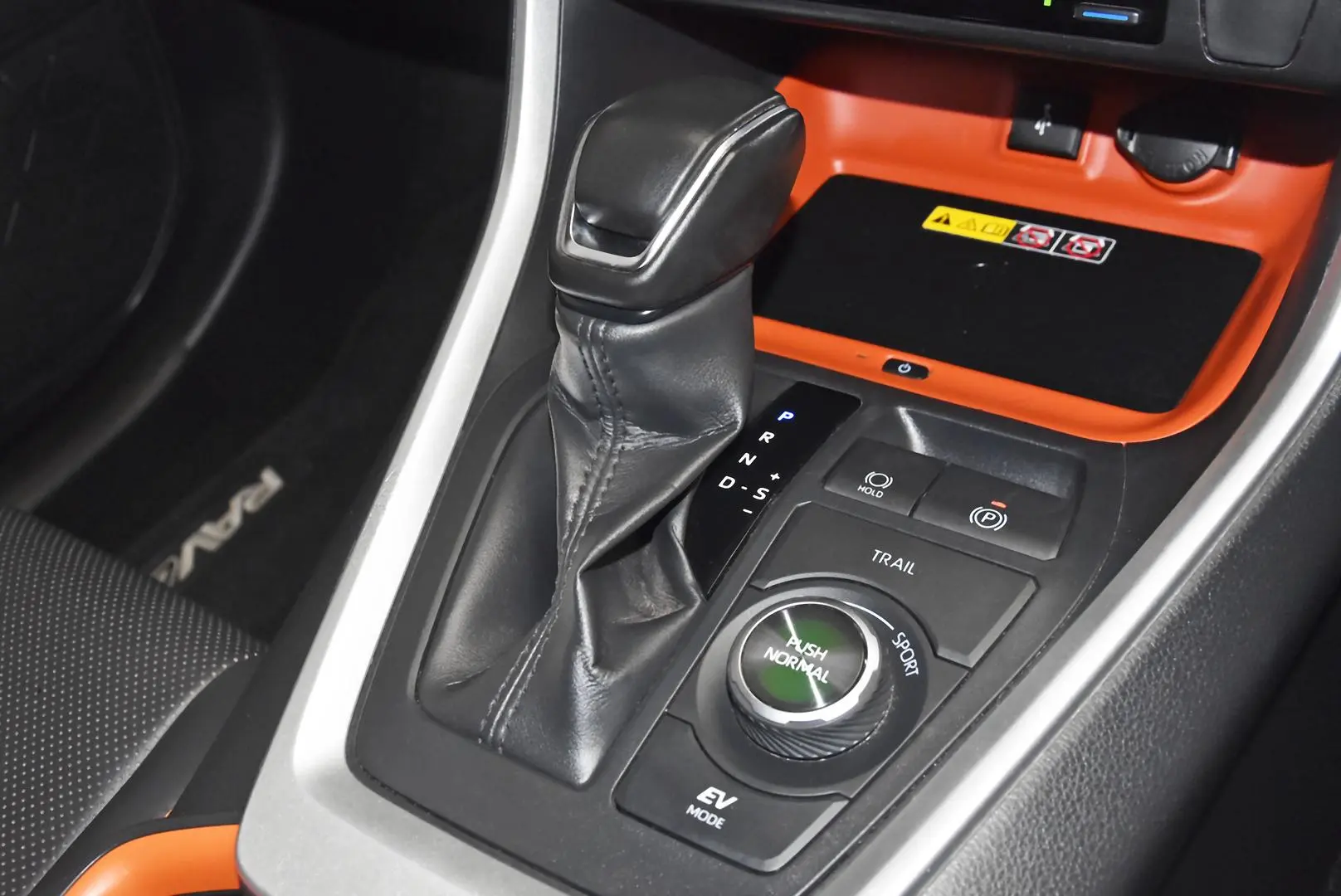 2022 Toyota RAV4 Gallery Image 14