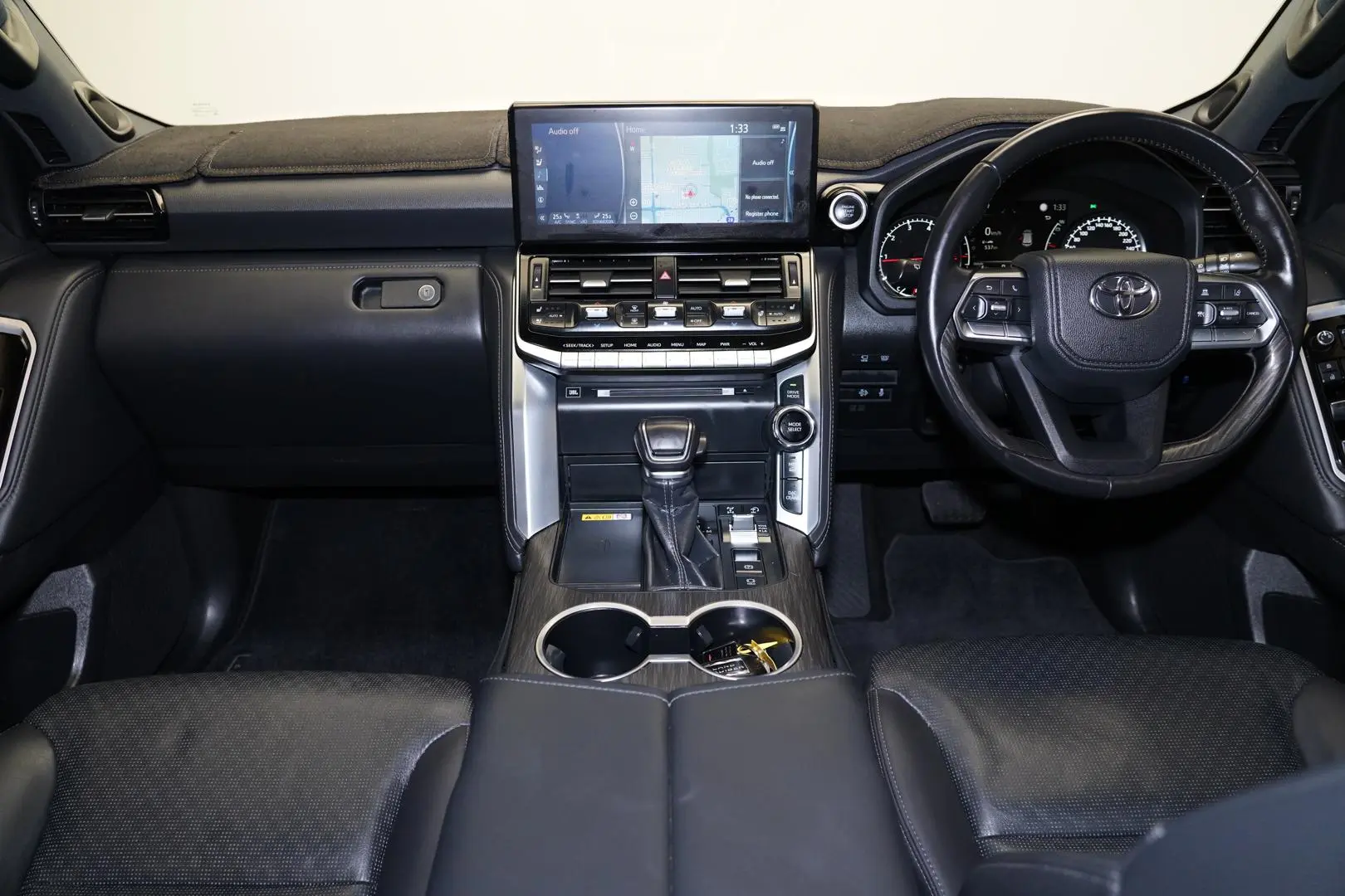 2024 Toyota Landcruiser Gallery Image 8