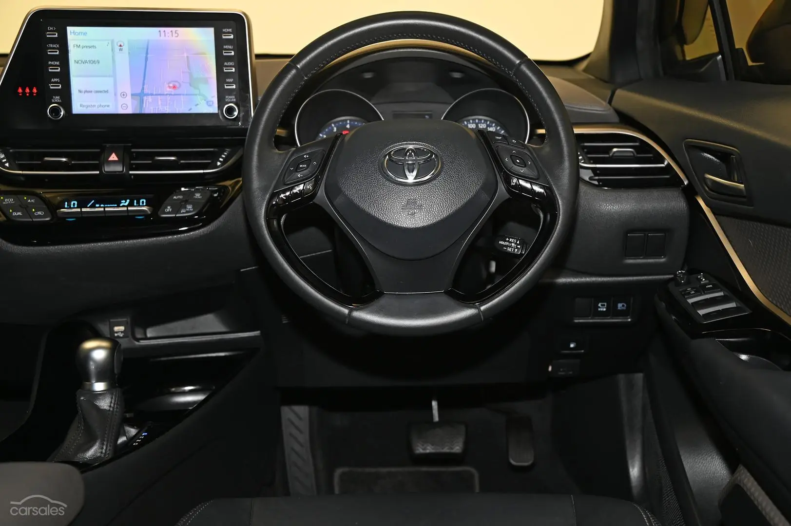2020 Toyota C-HR Image 15