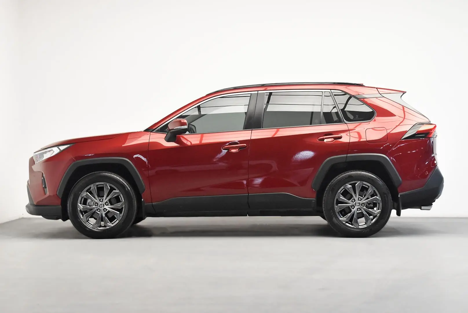 2022 Toyota RAV4 Gallery Image 4