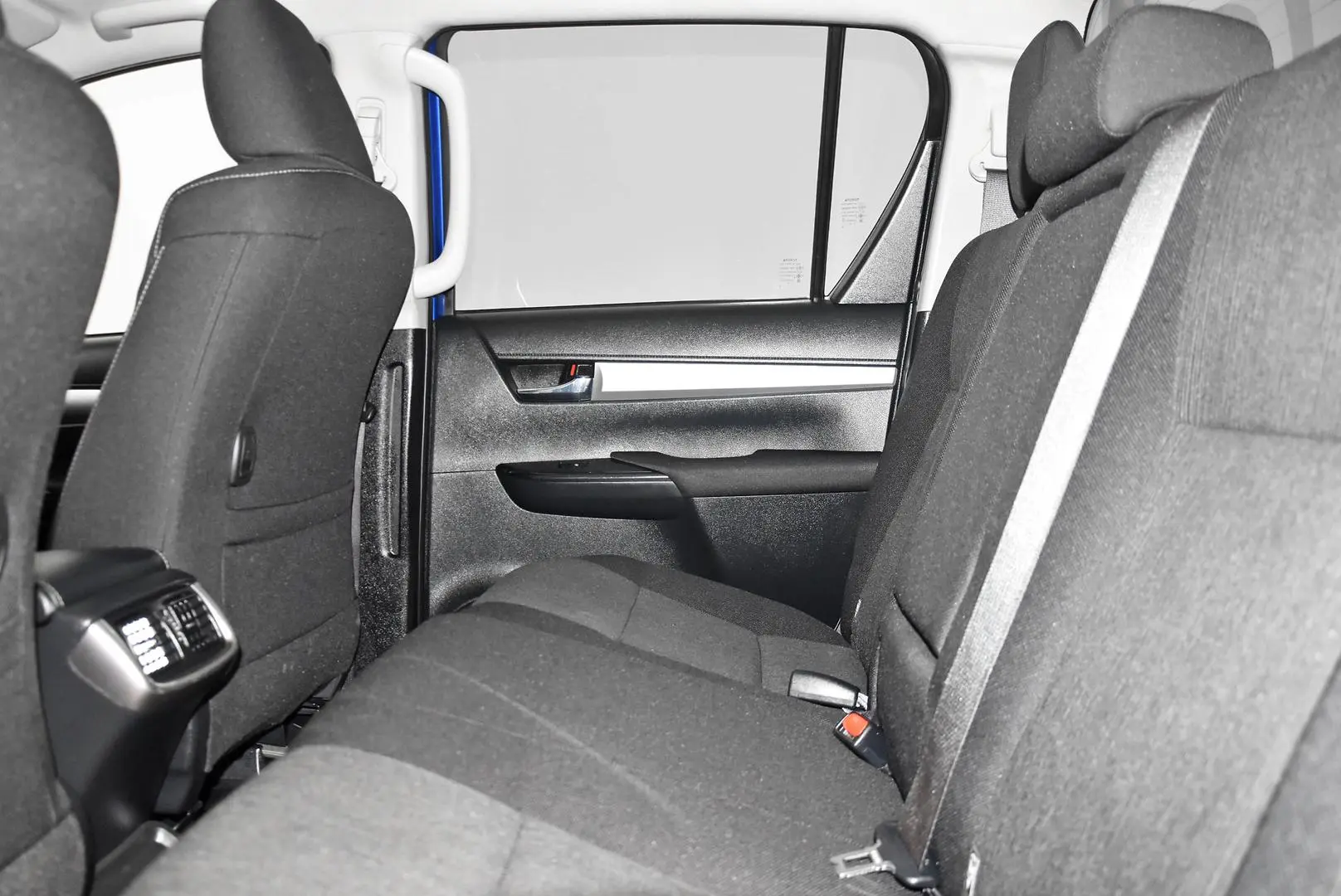 2023 Toyota Hilux Gallery Image 19