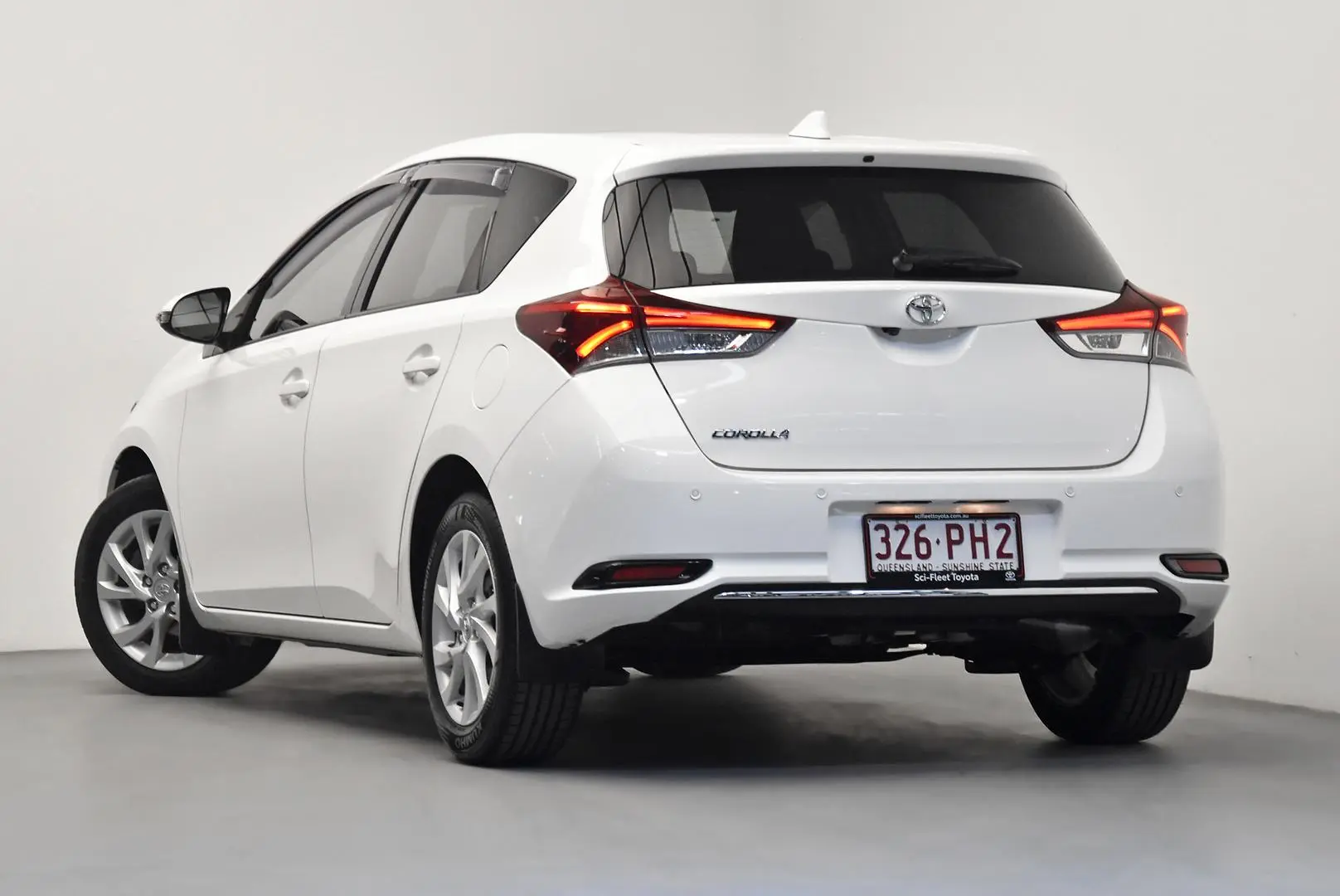 2017 Toyota Corolla Gallery Image 5