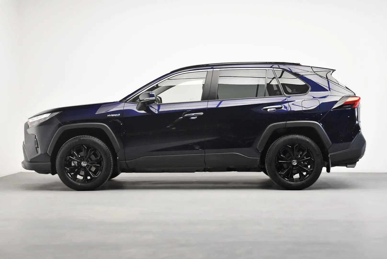 2024 Toyota RAV4 Gallery Image 4