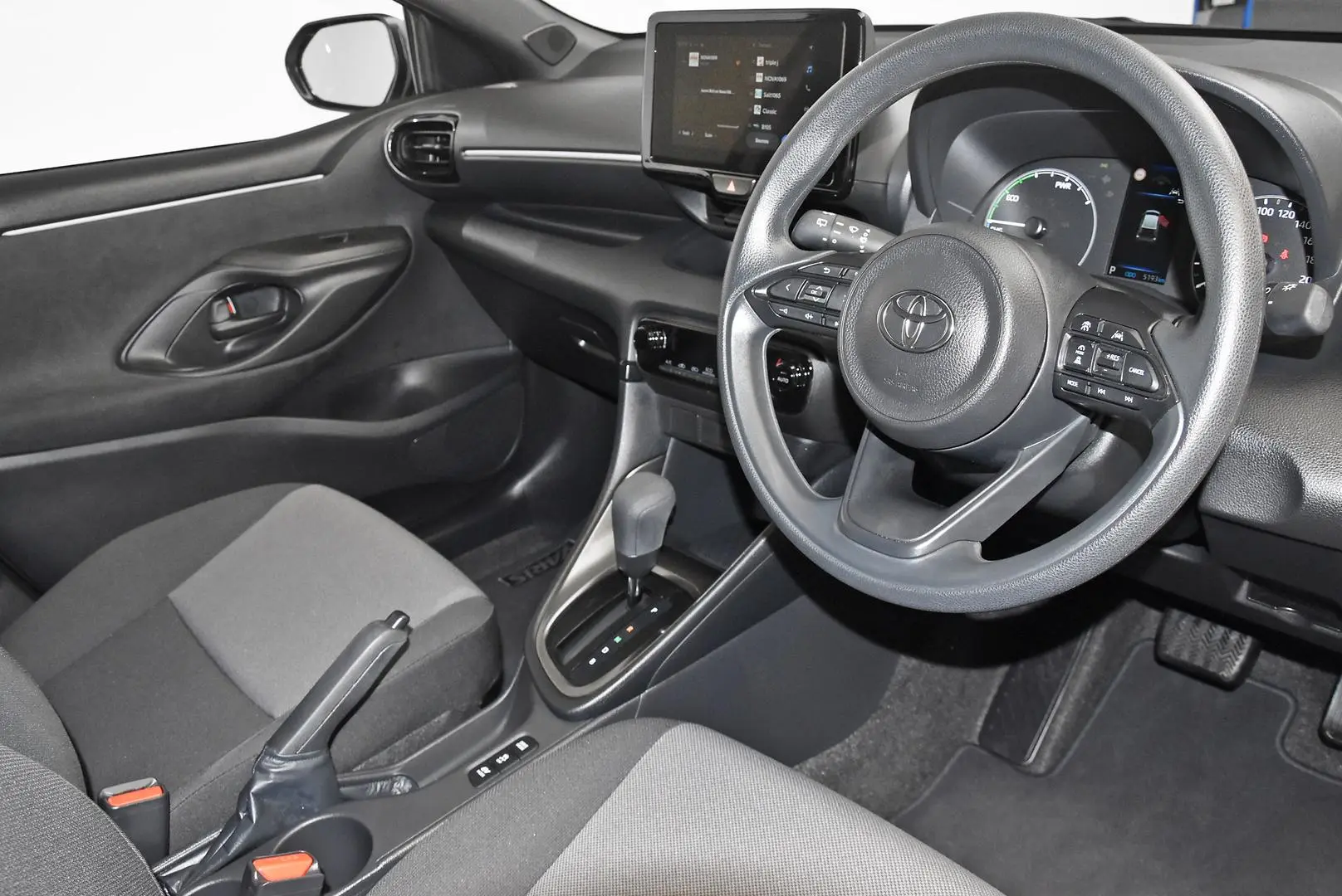 2025 Toyota Yaris Gallery Image 9