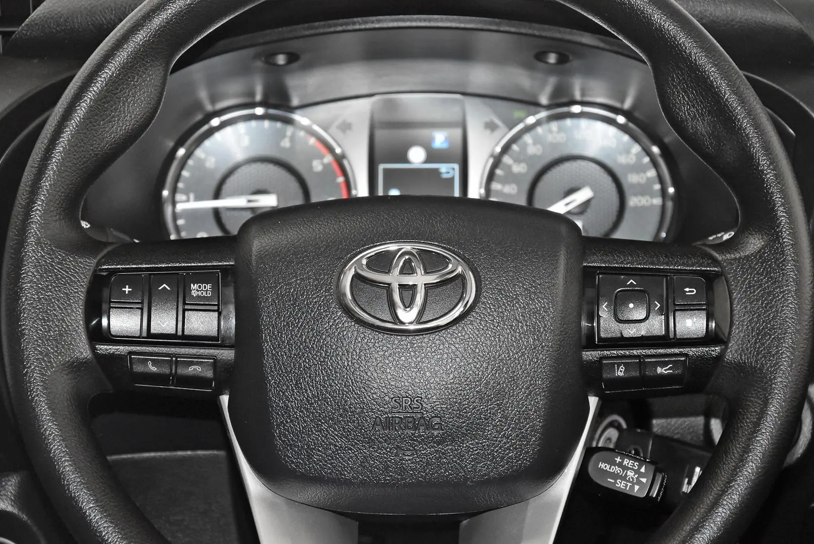 2023 Toyota Hilux Gallery Image 15