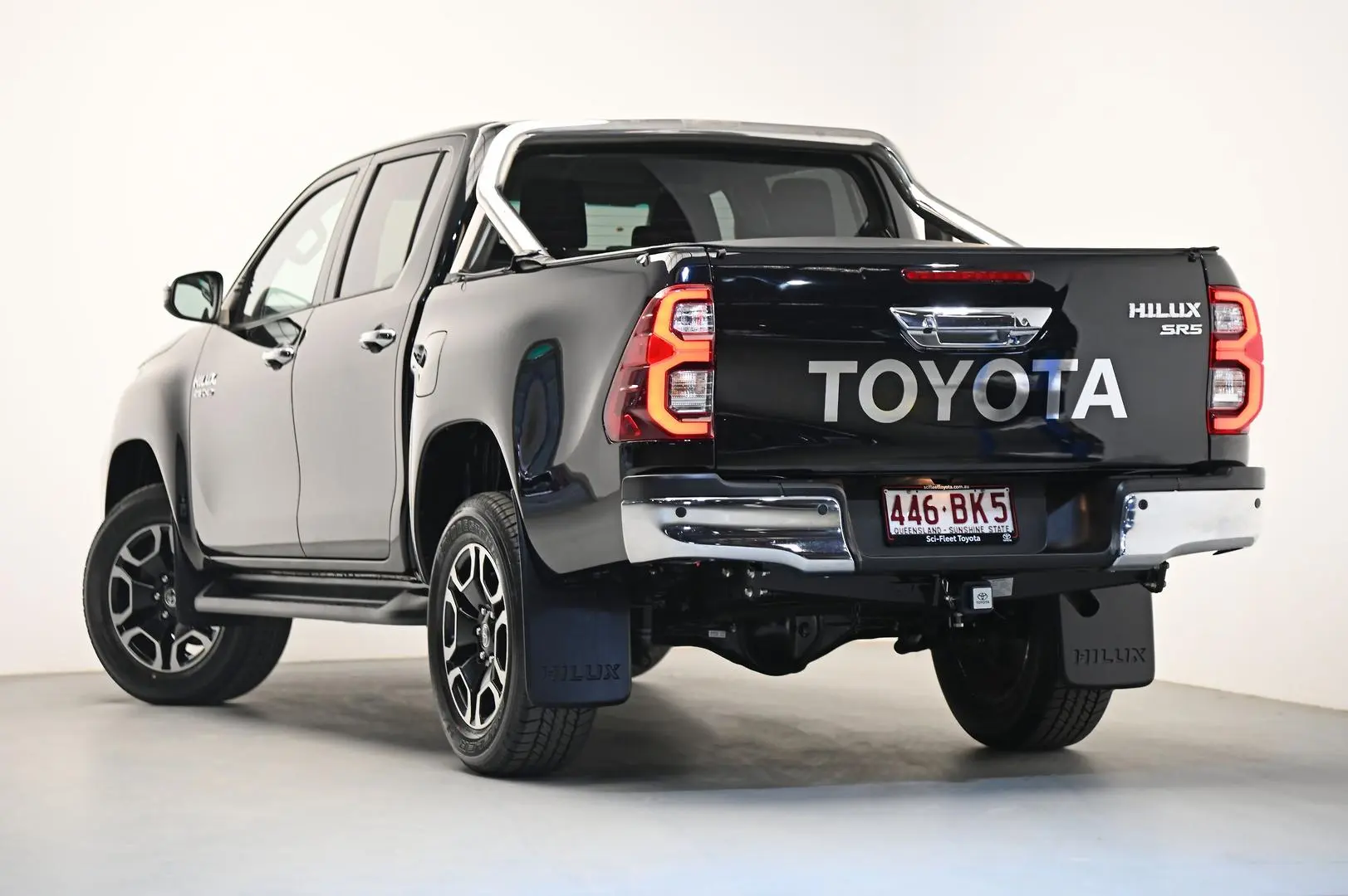 2021 Toyota Hilux Image 5