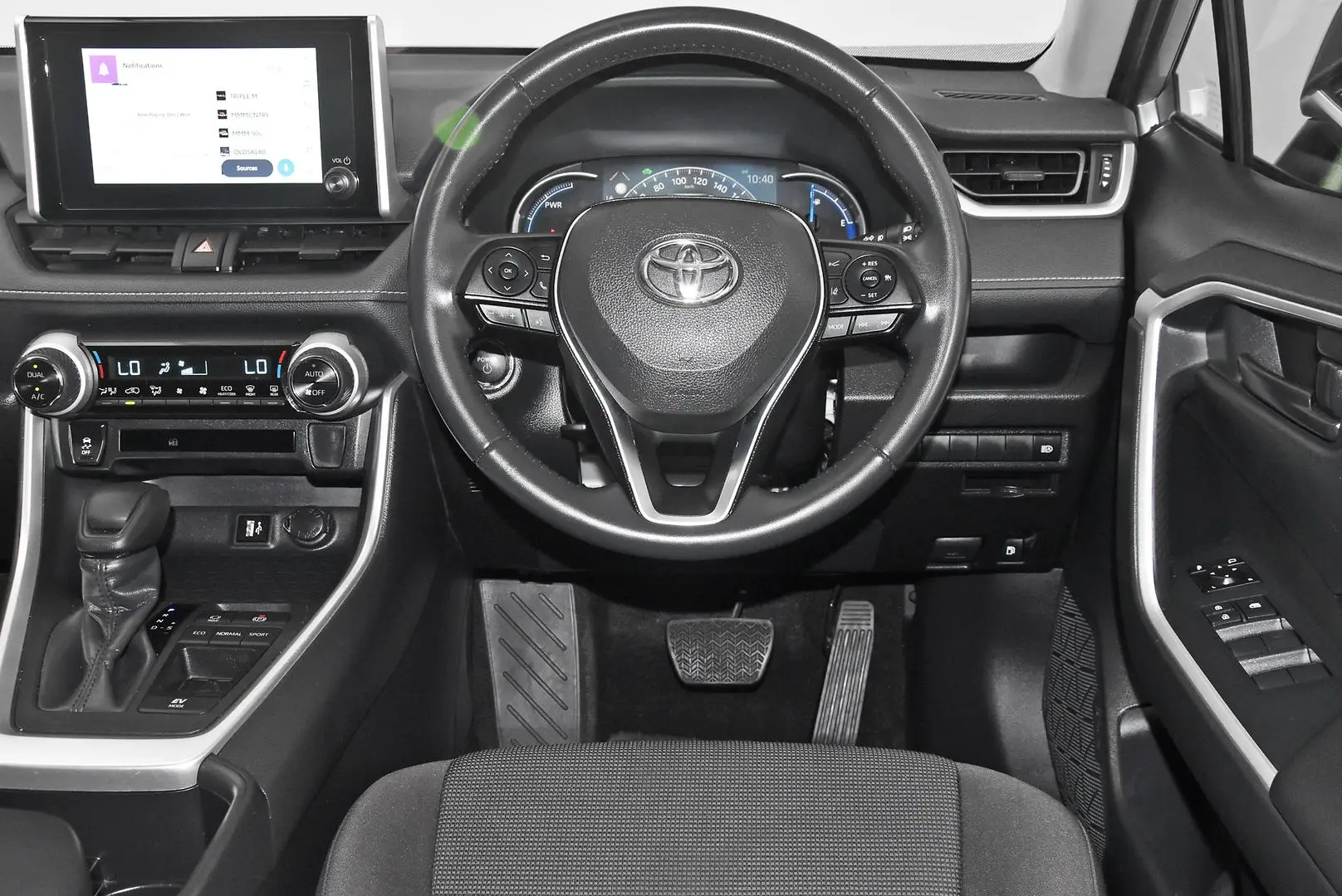 2024 Toyota RAV4 Gallery Image 15