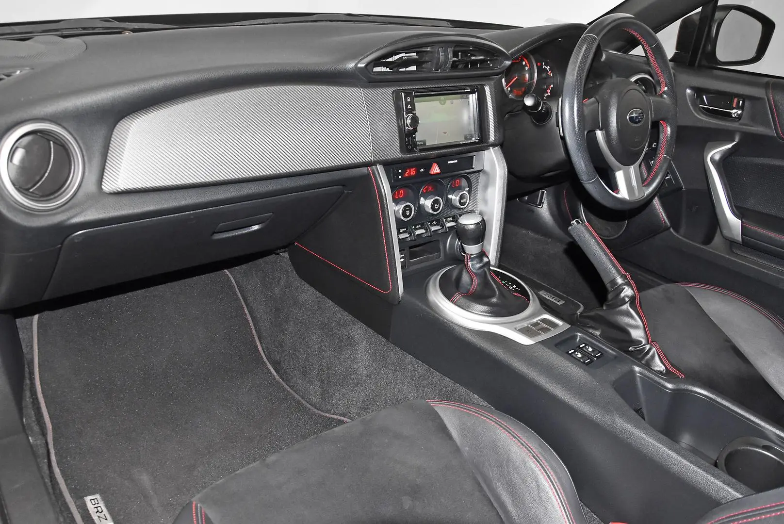 2016 Subaru BRZ Gallery Image 15