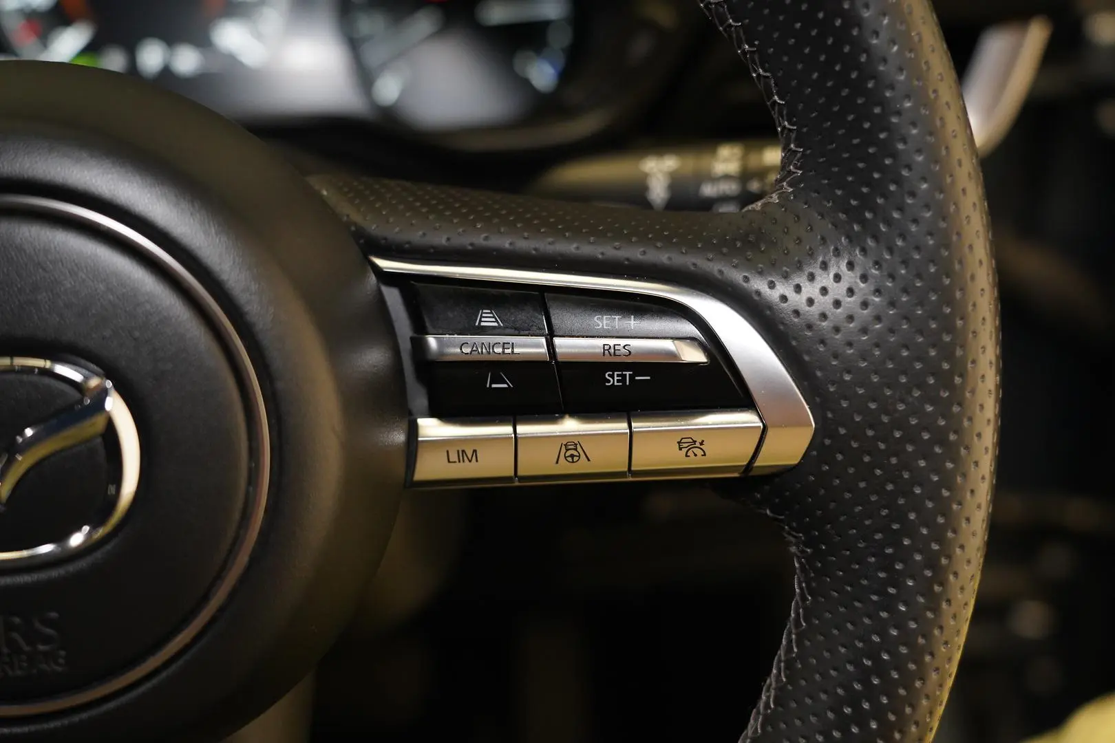 2021 Mazda MX-30 Gallery Image 18