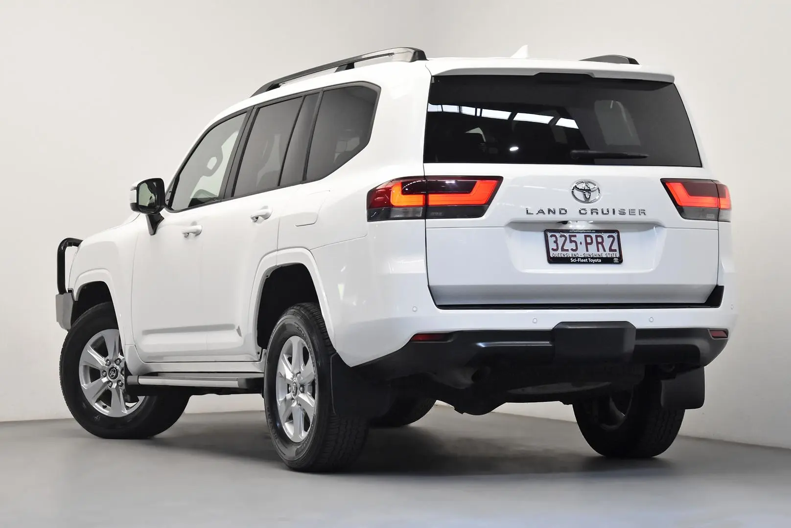 2024 Toyota Landcruiser Gallery Image 5