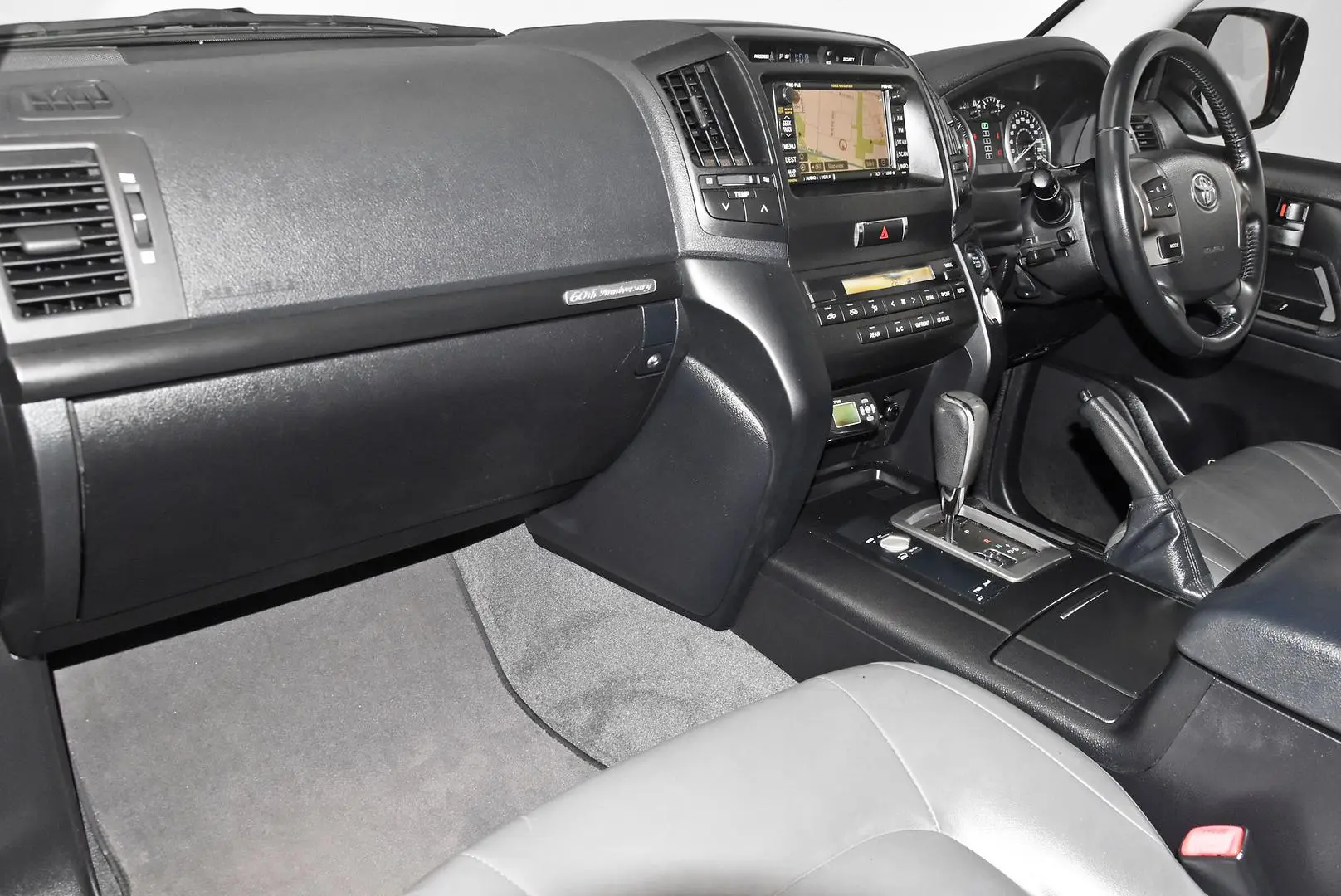 2010 Toyota Landcruiser Gallery Image 15