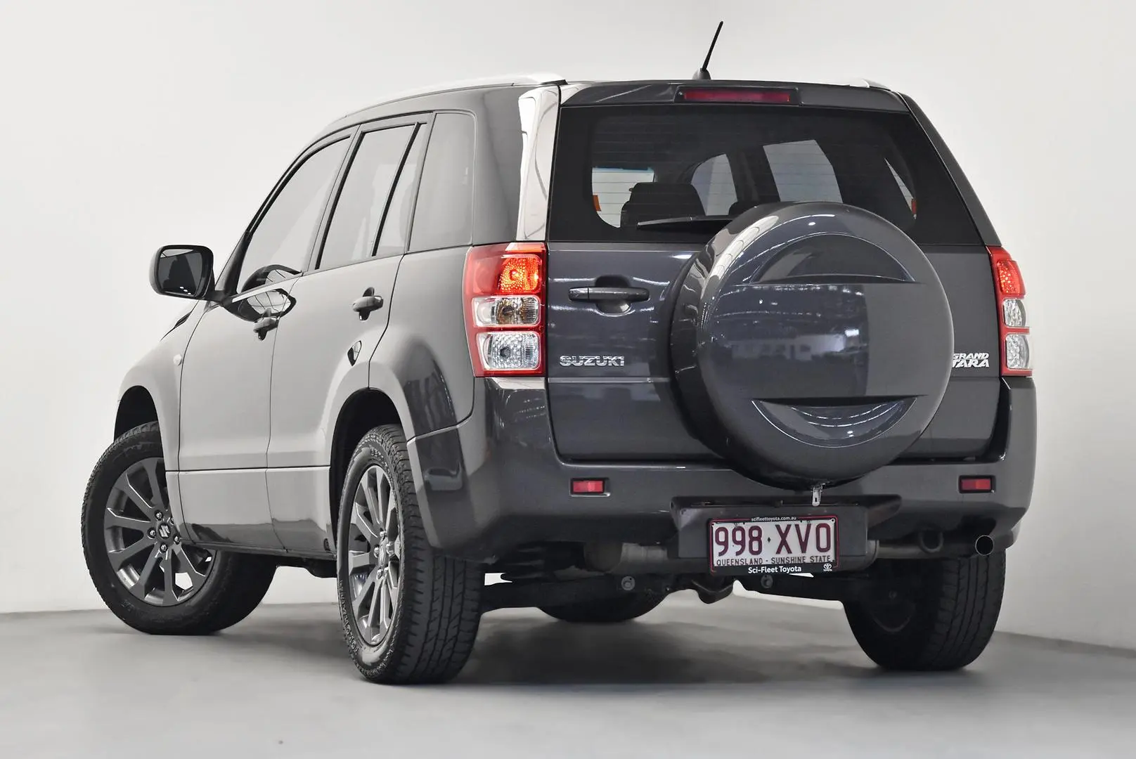 2017 Suzuki Grand Vitara Gallery Image 5