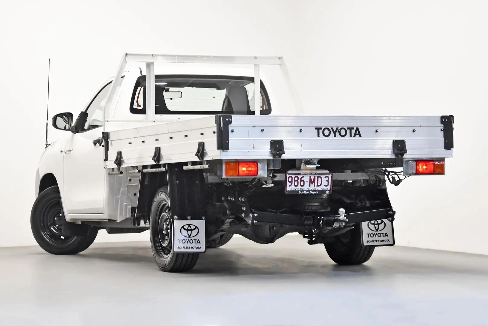 2019 Toyota Hilux Gallery Image 5