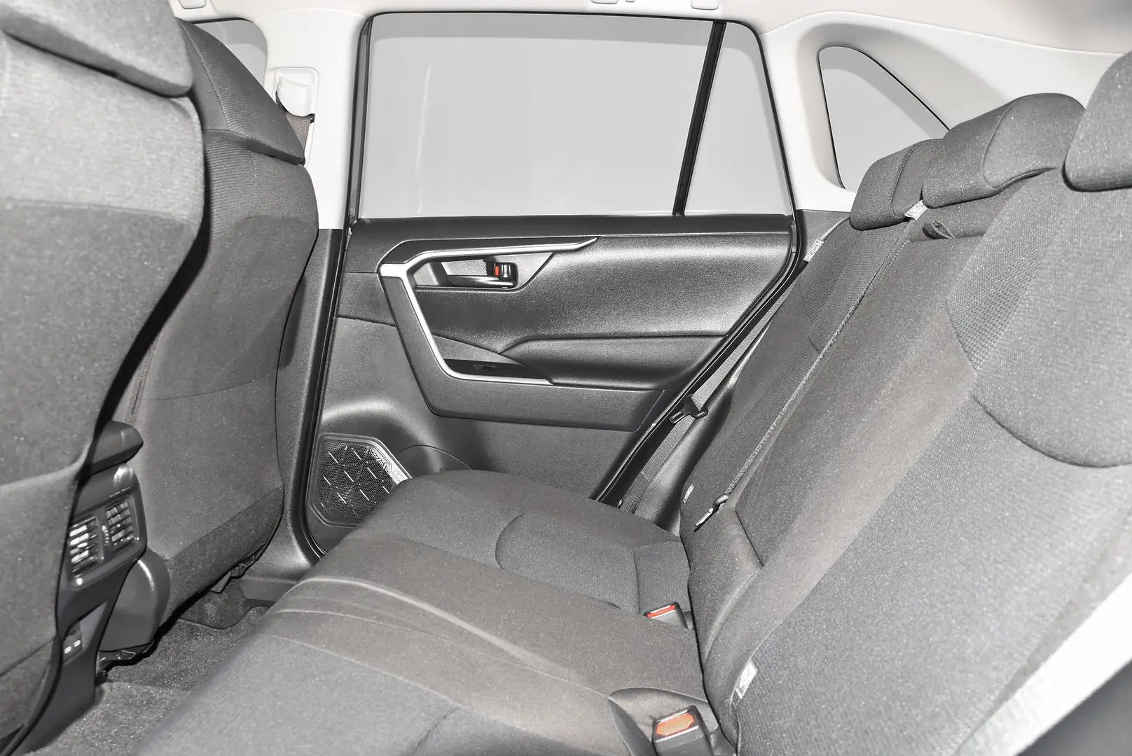 2024 Toyota RAV4 Gallery Image 19