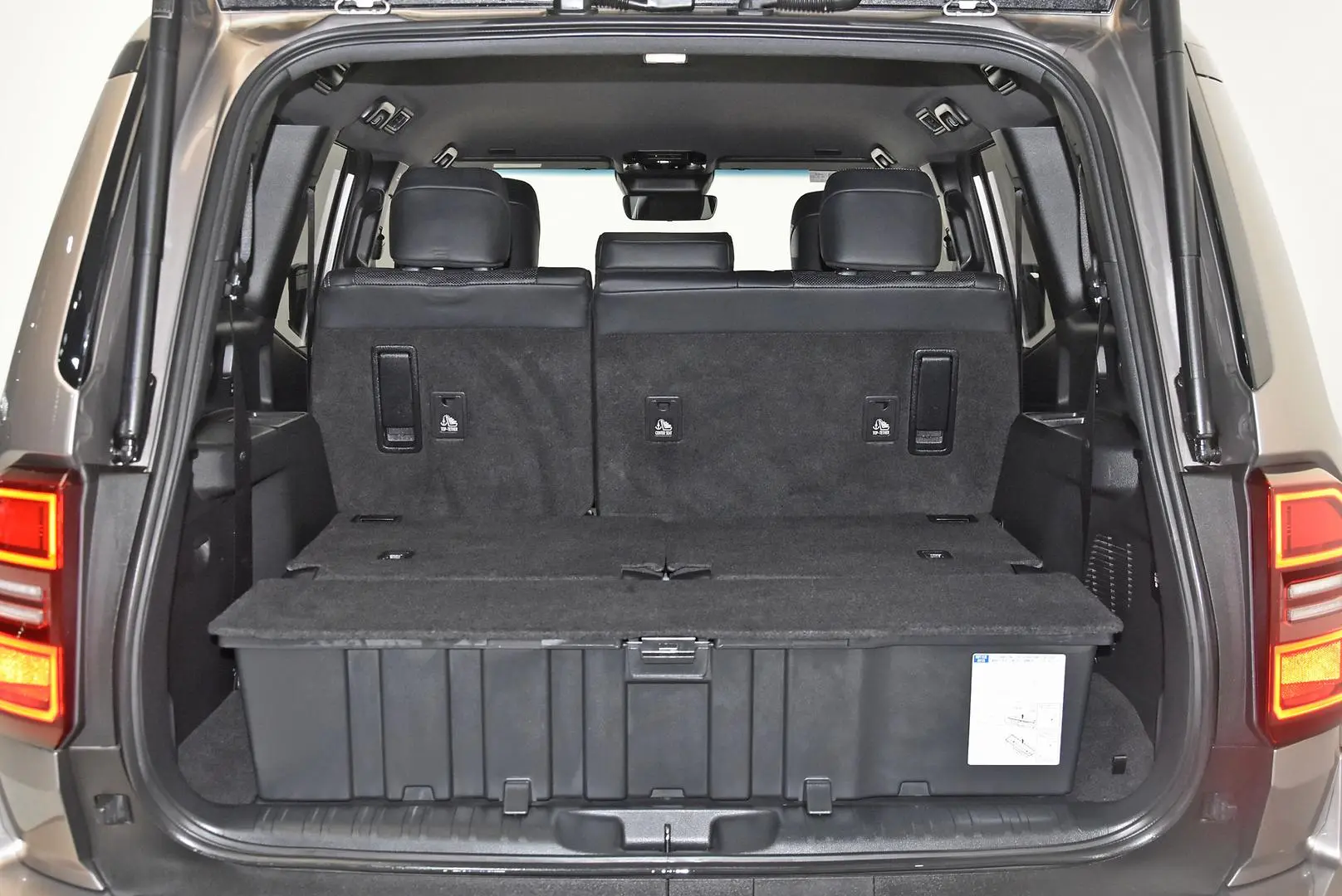 2024 Toyota Landcruiser Prado Gallery Image 21