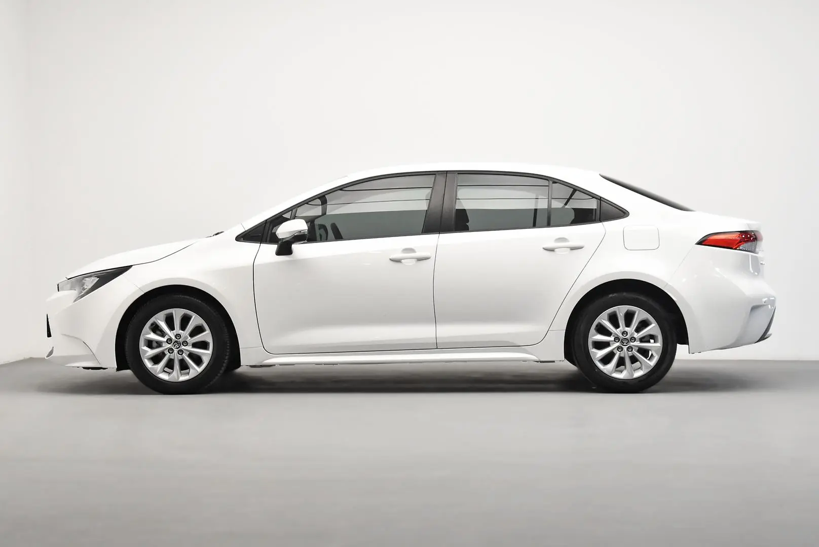 2021 Toyota Corolla Gallery Image 4