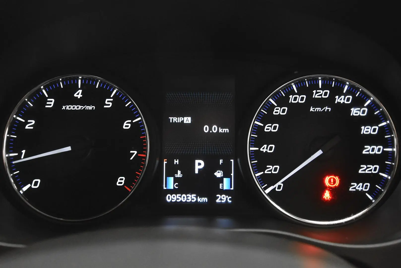 2019 Mitsubishi Outlander Gallery Image 10
