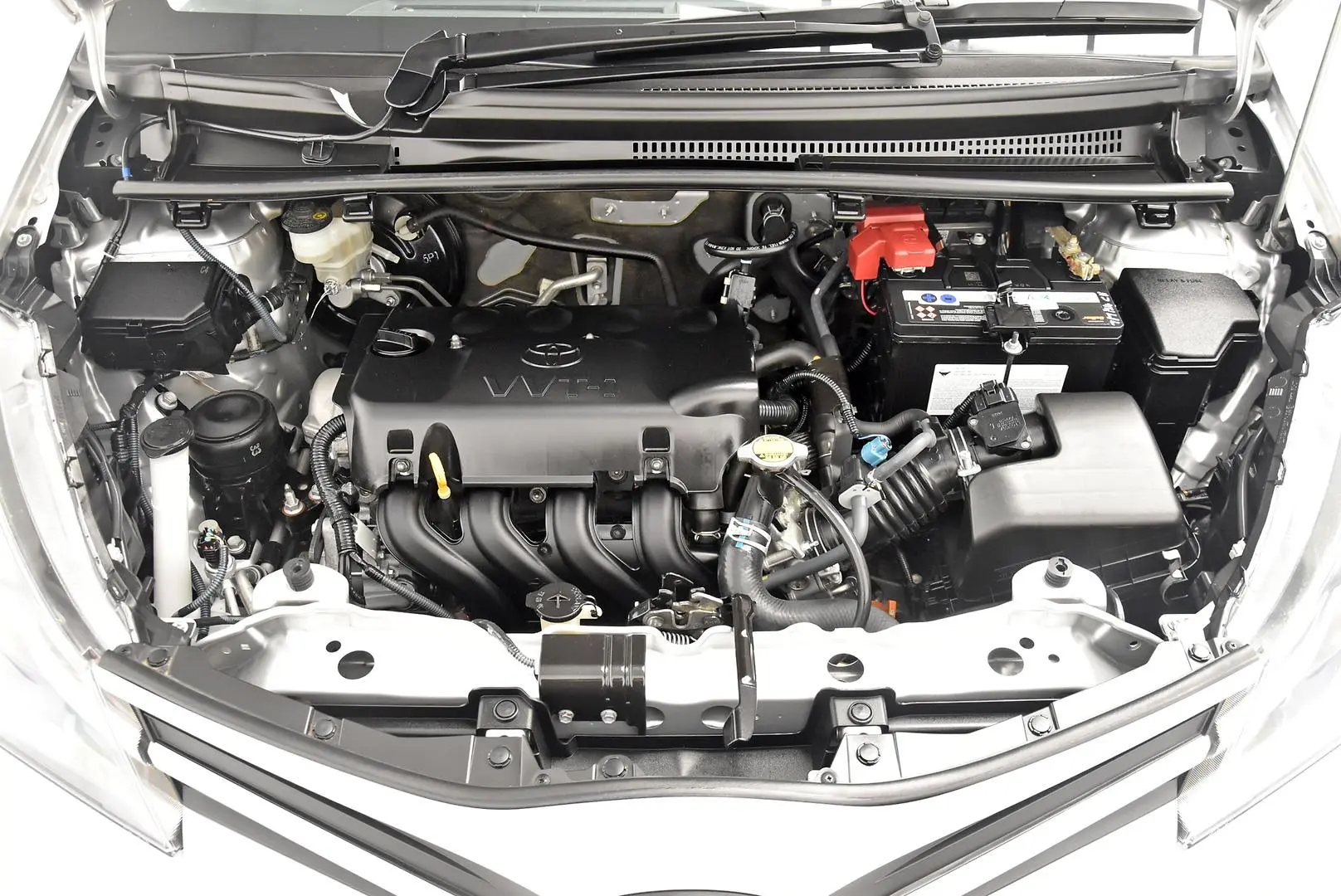 2015 Toyota Yaris Gallery Image 21
