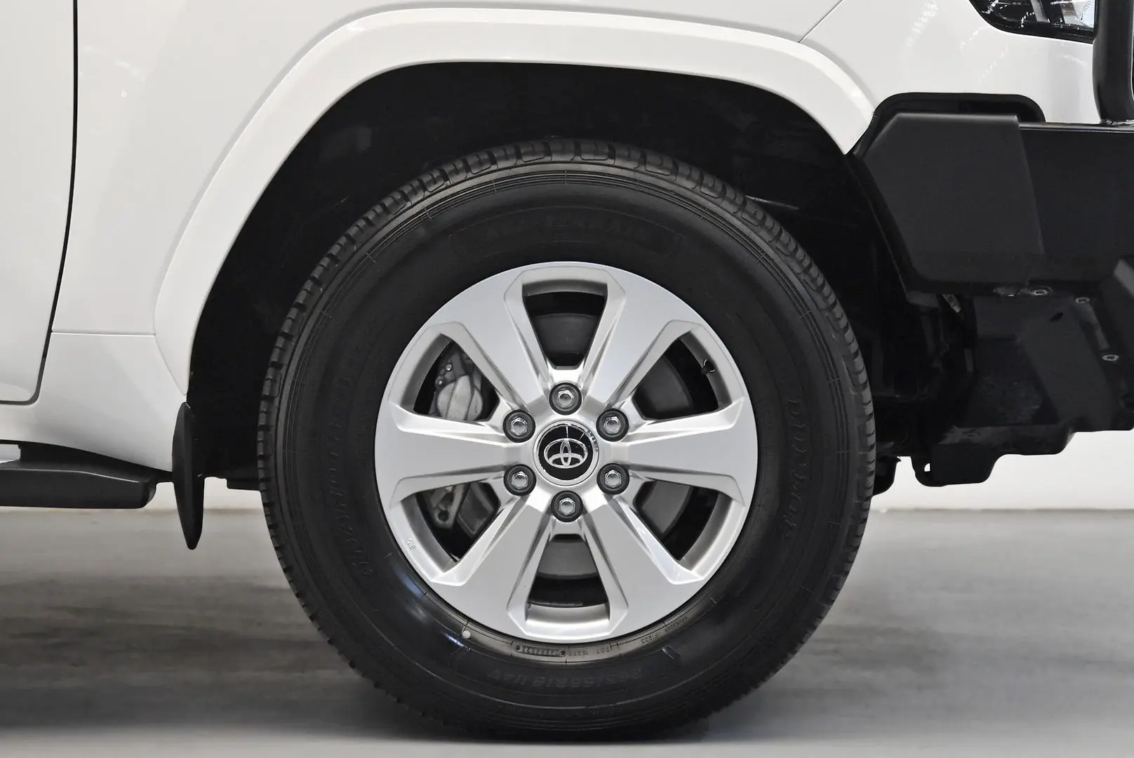 2024 Toyota Landcruiser Gallery Image 22