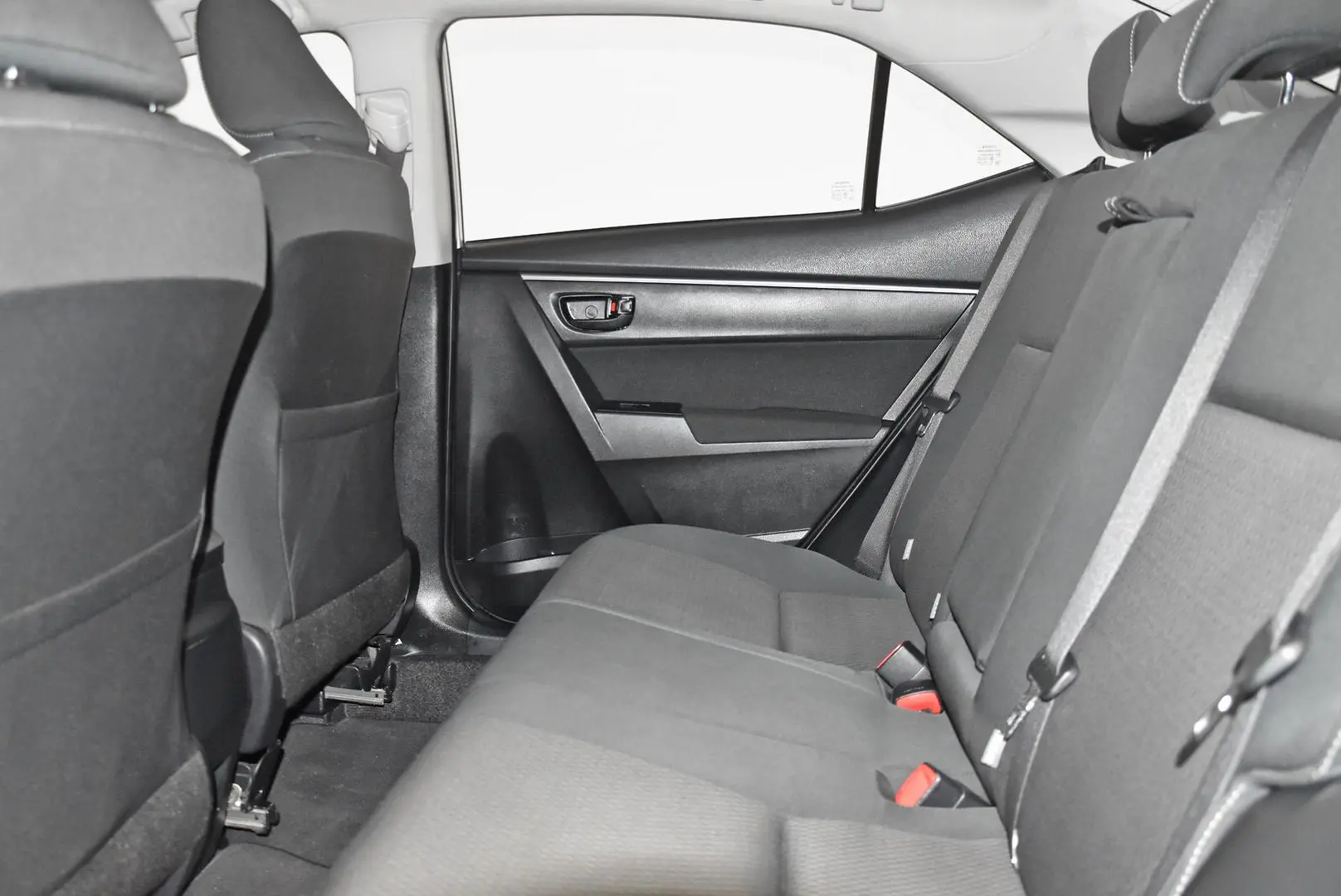 2014 Toyota Corolla Gallery Image 18