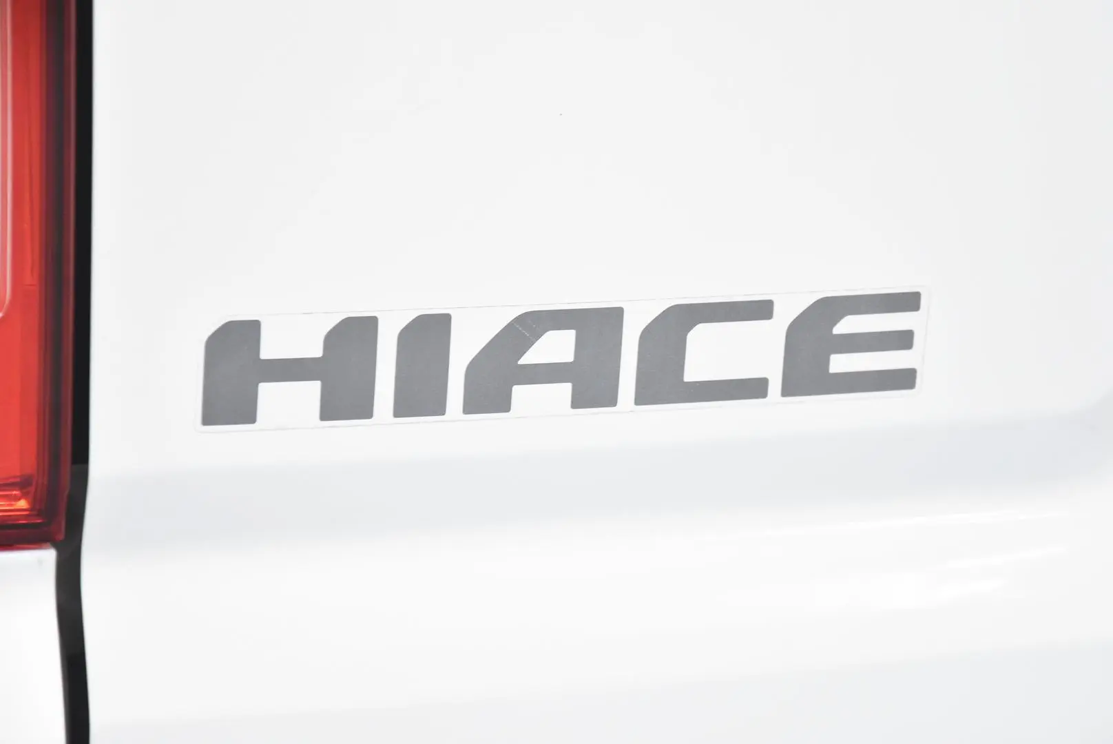 2021 Toyota Hiace Gallery Image 7