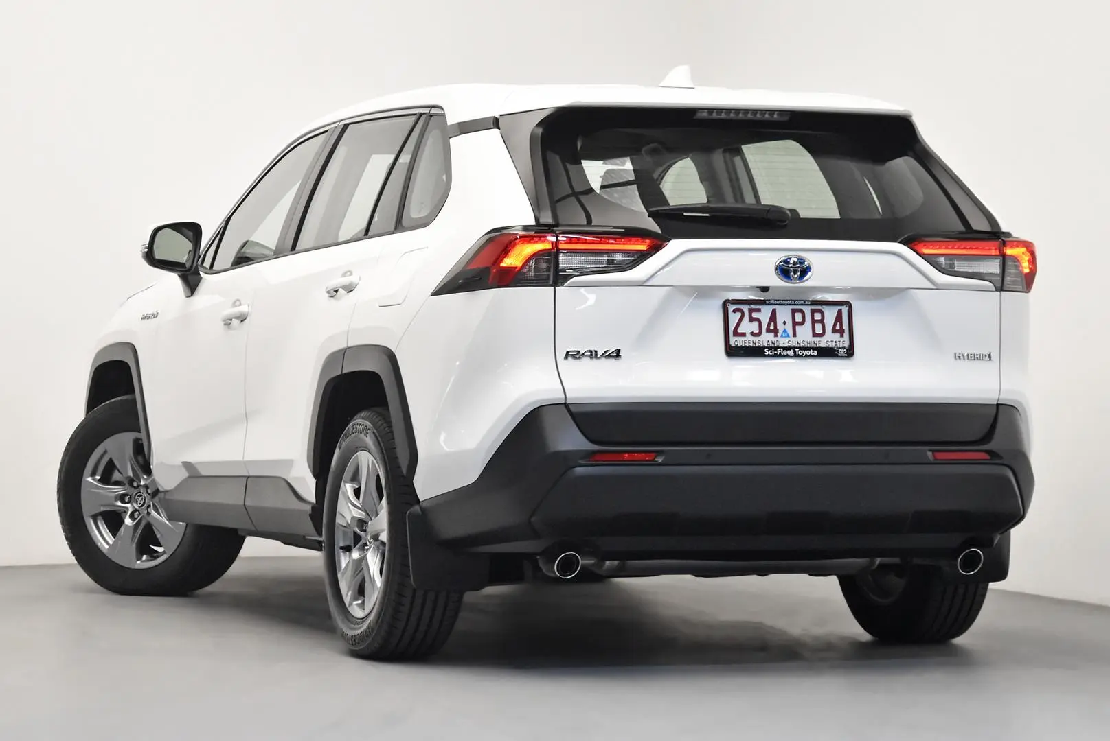 2024 Toyota RAV4 Gallery Image 5