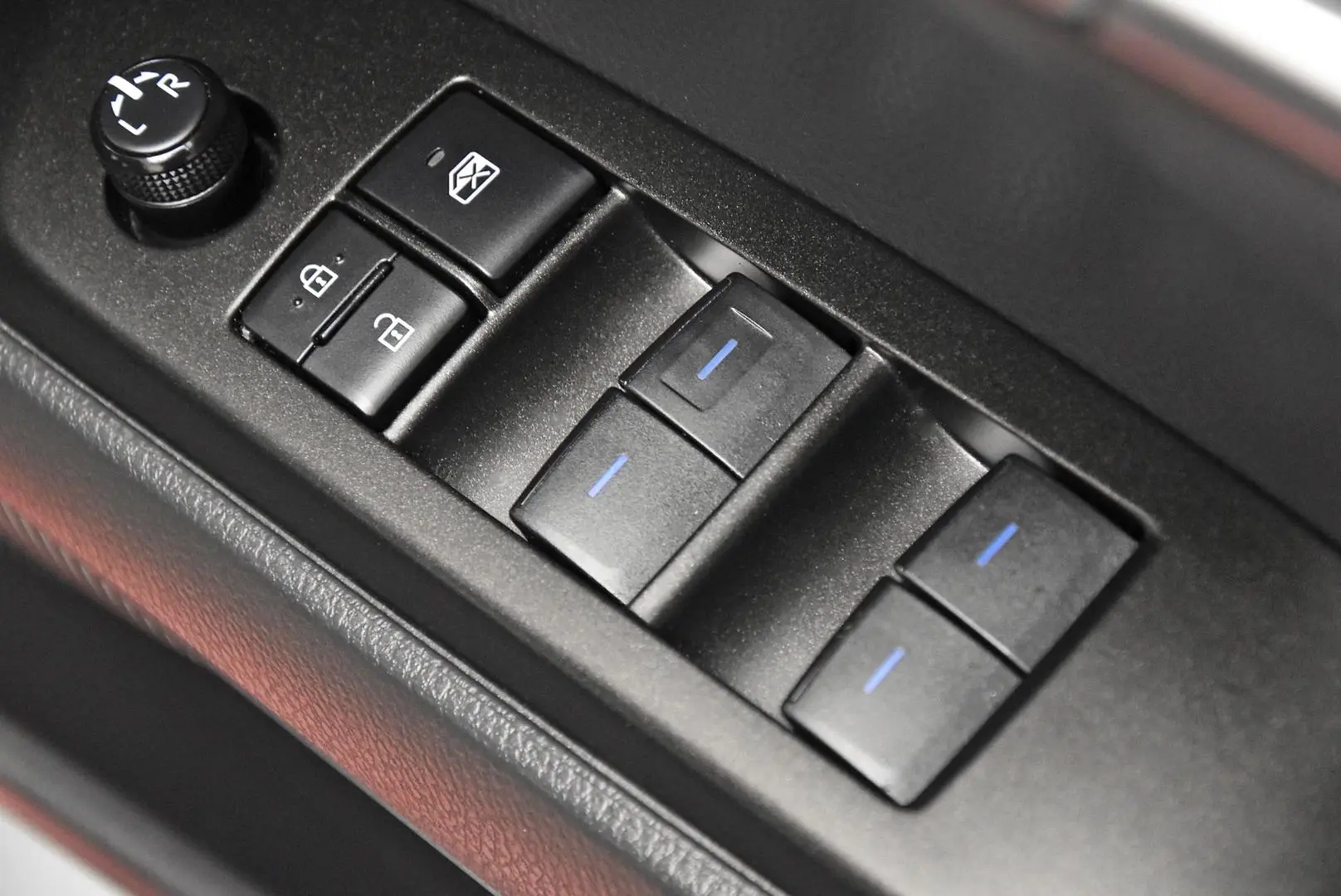 2022 Toyota Camry Gallery Image 9