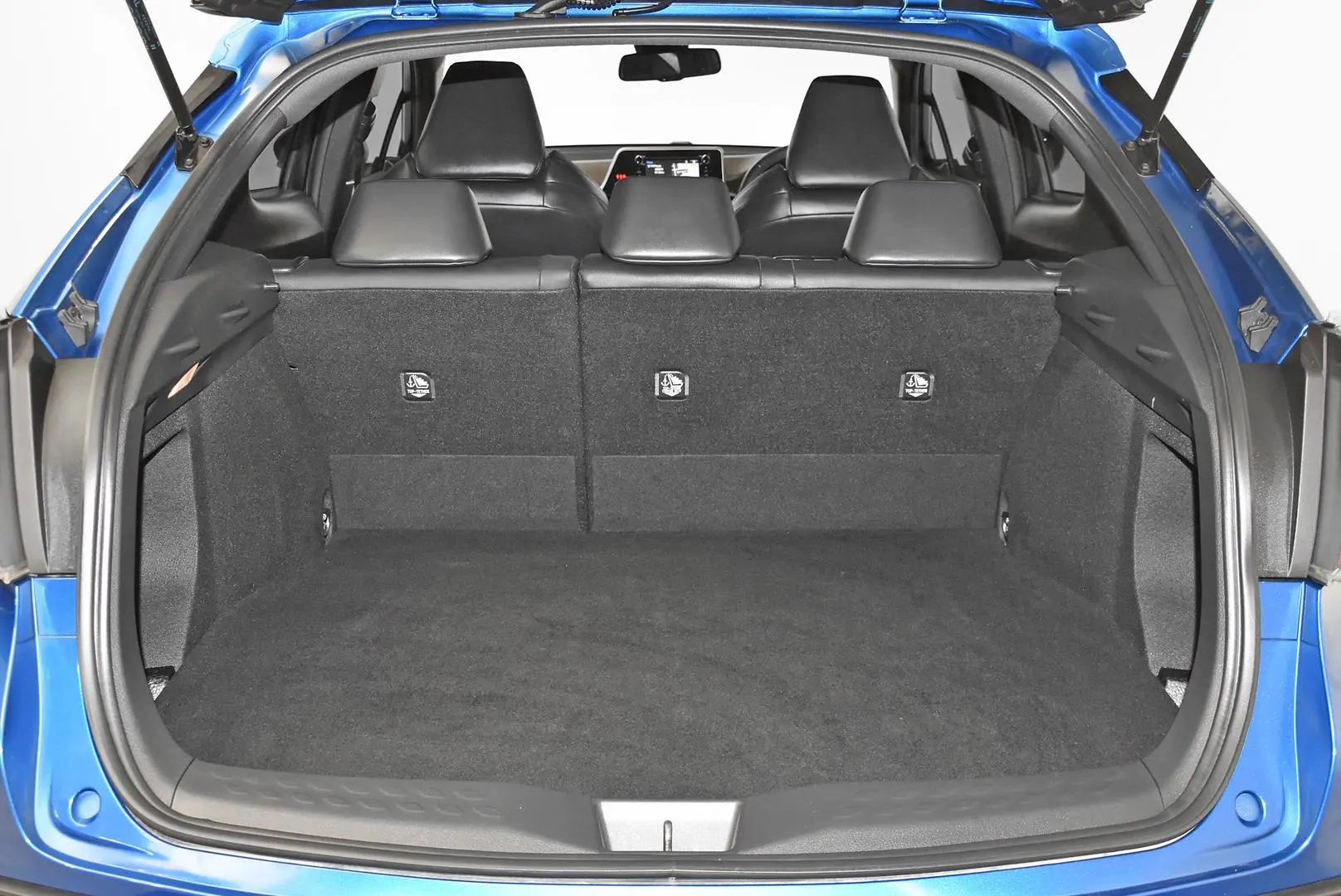 2017 Toyota C-HR Gallery Image 21