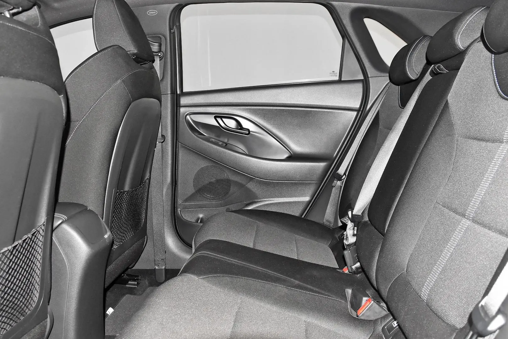 2021 Hyundai i30 Gallery Image 18