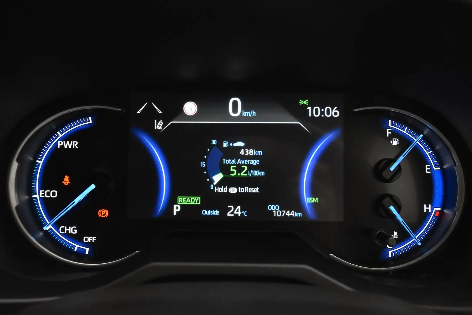 2024 Toyota RAV4 Gallery Image 11